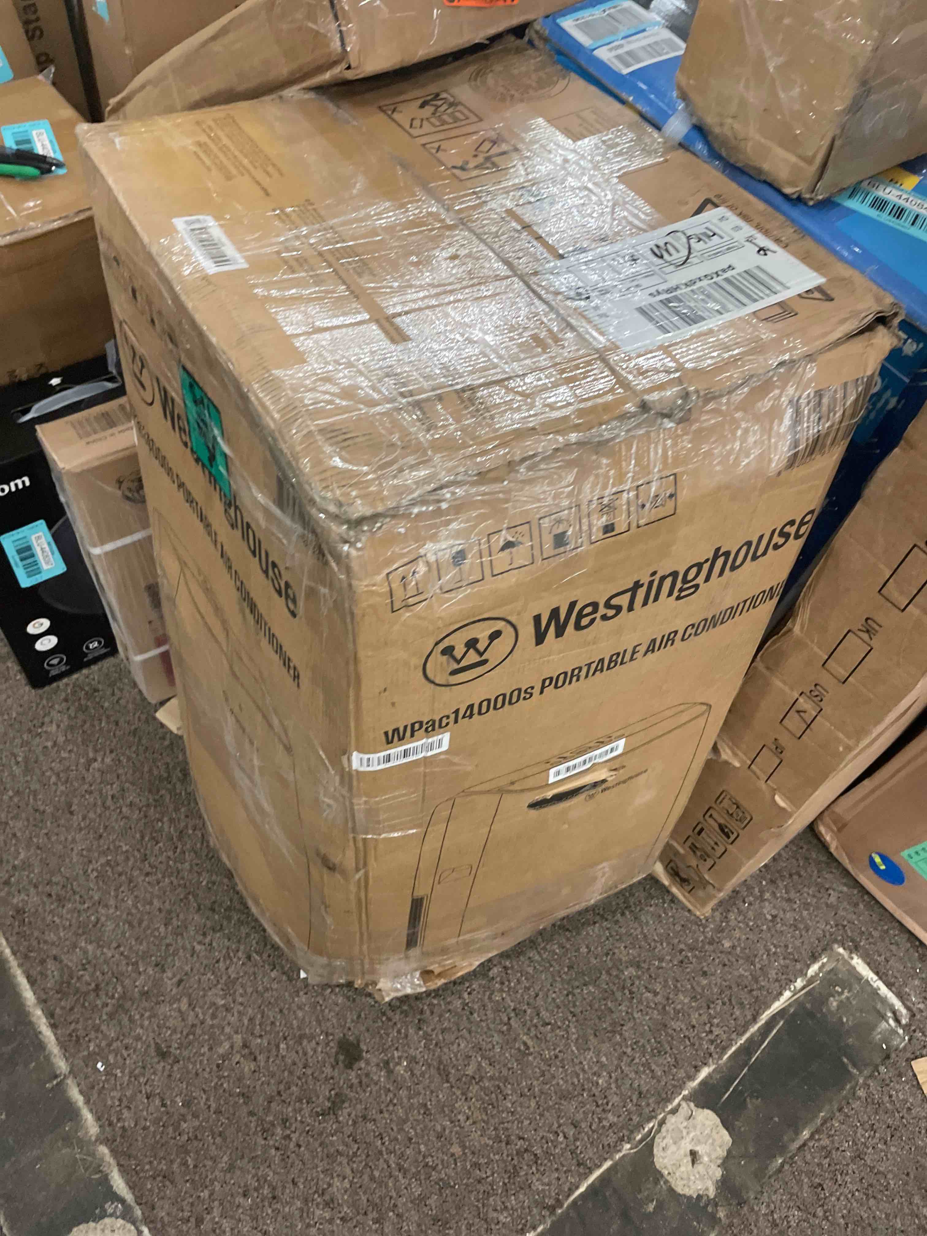 https://s3.amazonaws.com/lotting-images-prod/phillipi/BLU4408413_1753123561311.jpeg