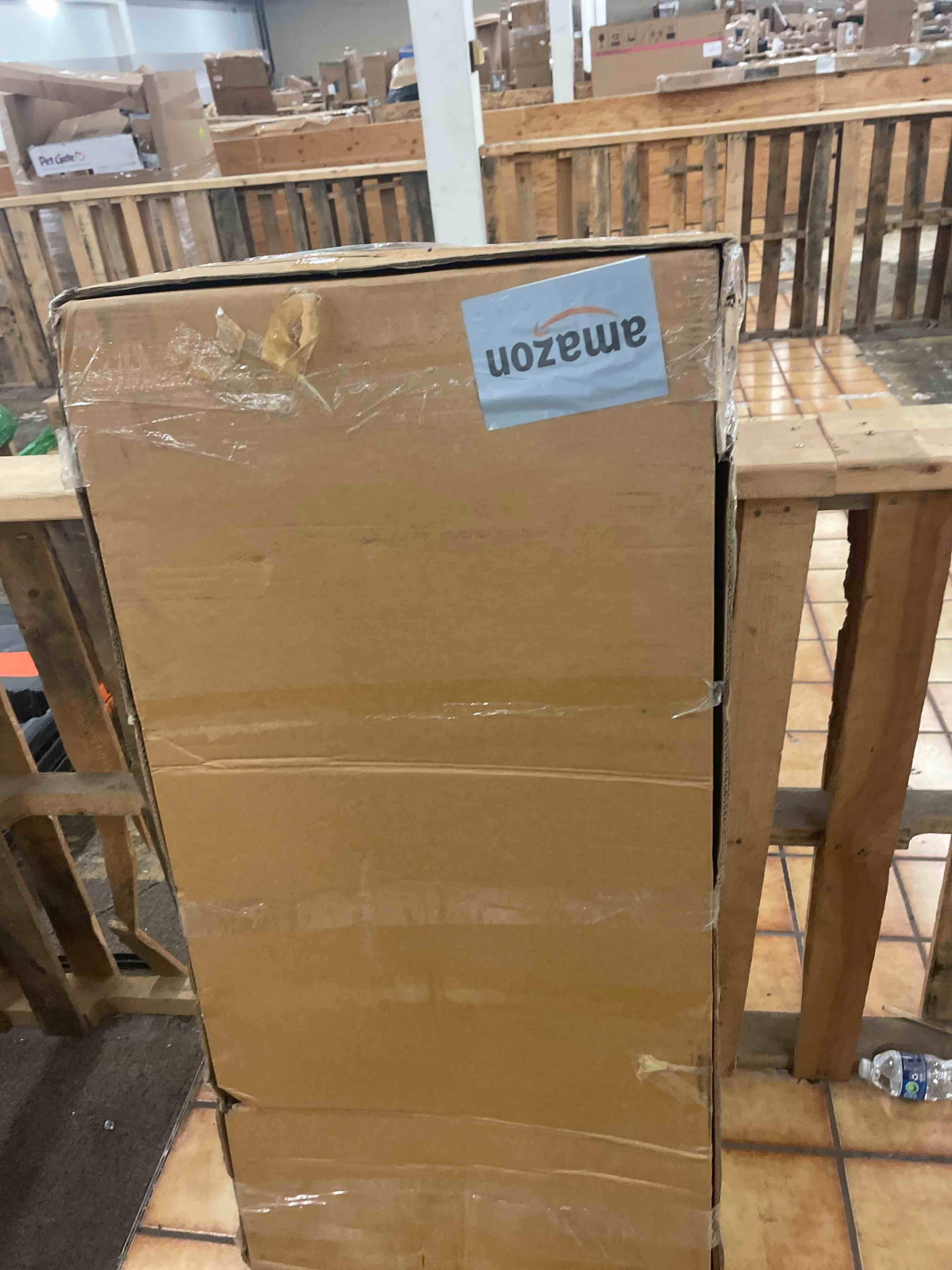 https://s3.amazonaws.com/lotting-images-prod/phillipi/BLU4408425_1753125342198.jpeg