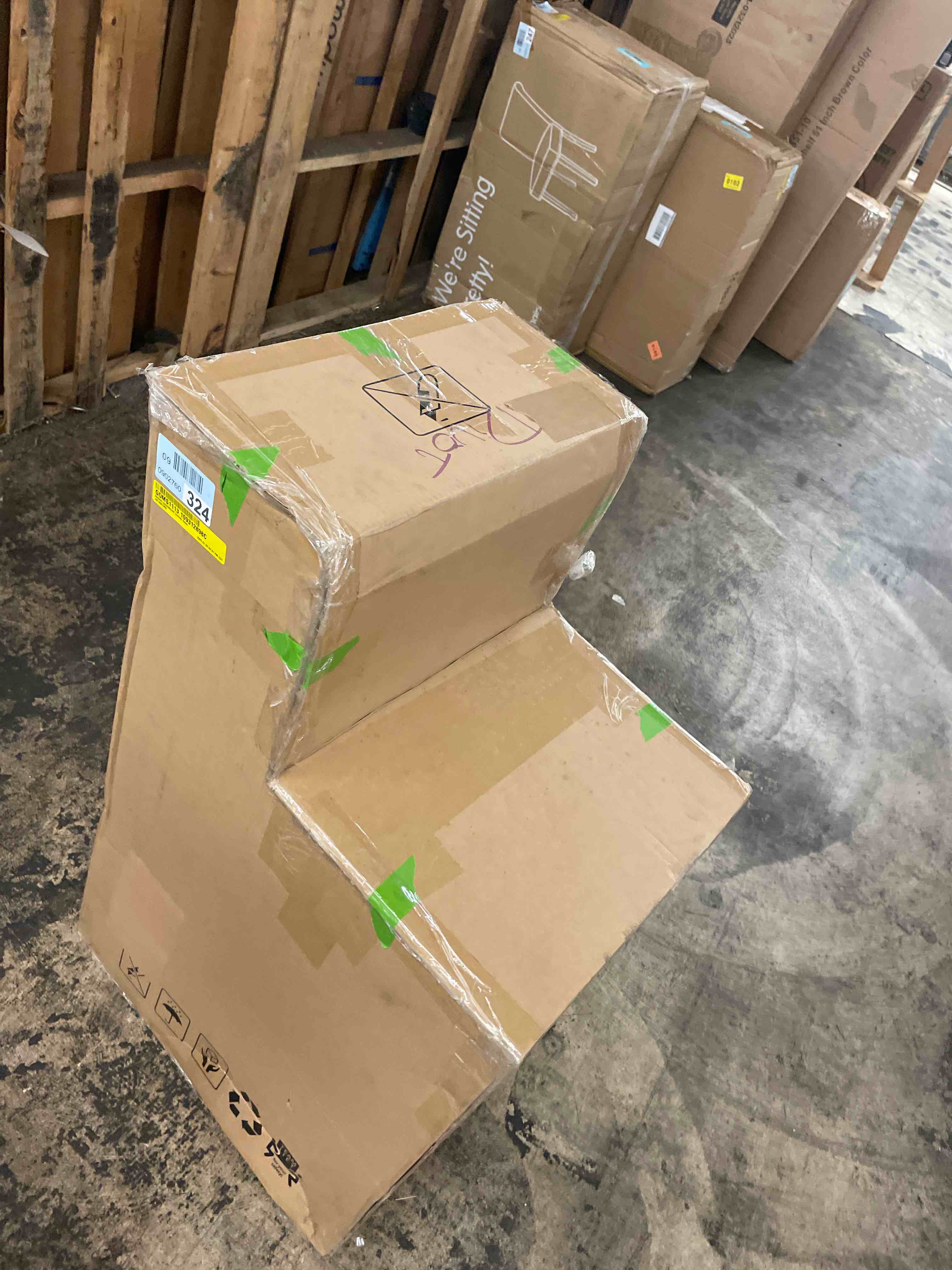 https://s3.amazonaws.com/lotting-images-prod/phillipi/BLU4408502_1753296691537.jpeg