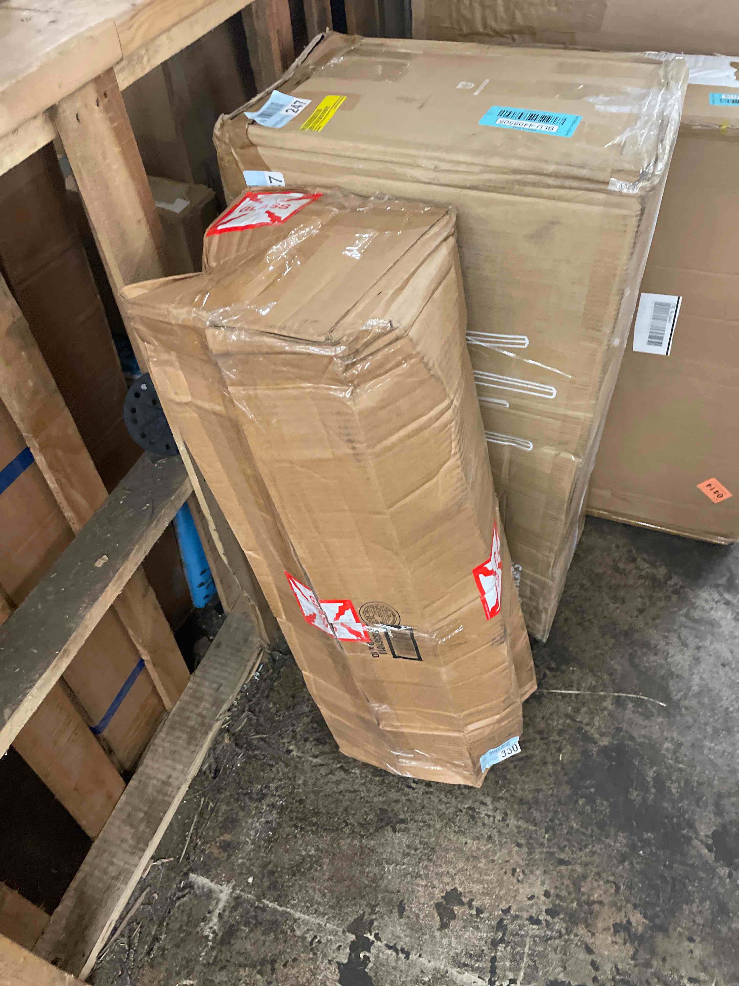 https://s3.amazonaws.com/lotting-images-prod/phillipi/BLU4408504_1753296178273.jpeg