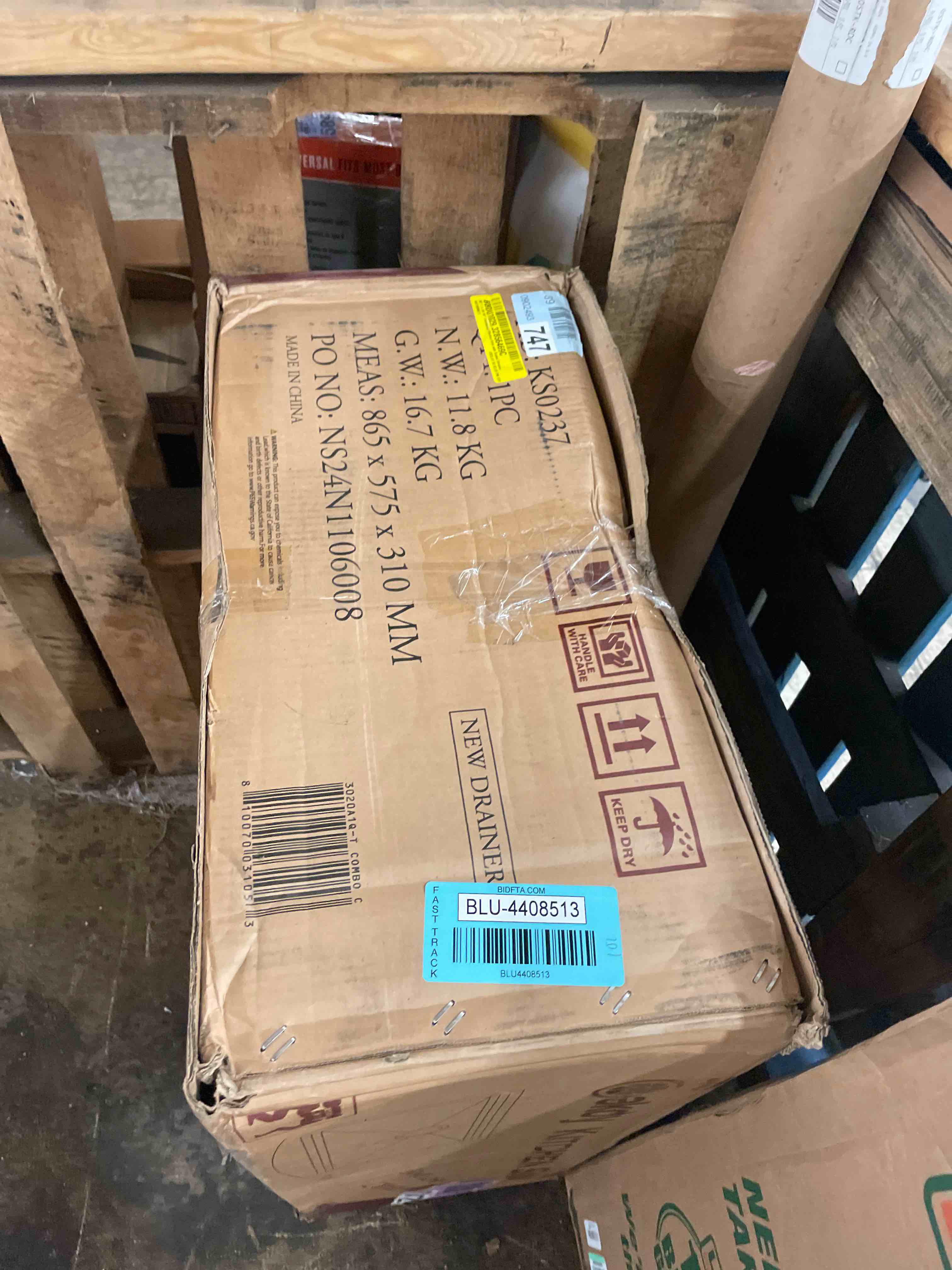 https://s3.amazonaws.com/lotting-images-prod/phillipi/BLU4408513_1753286658128.jpeg