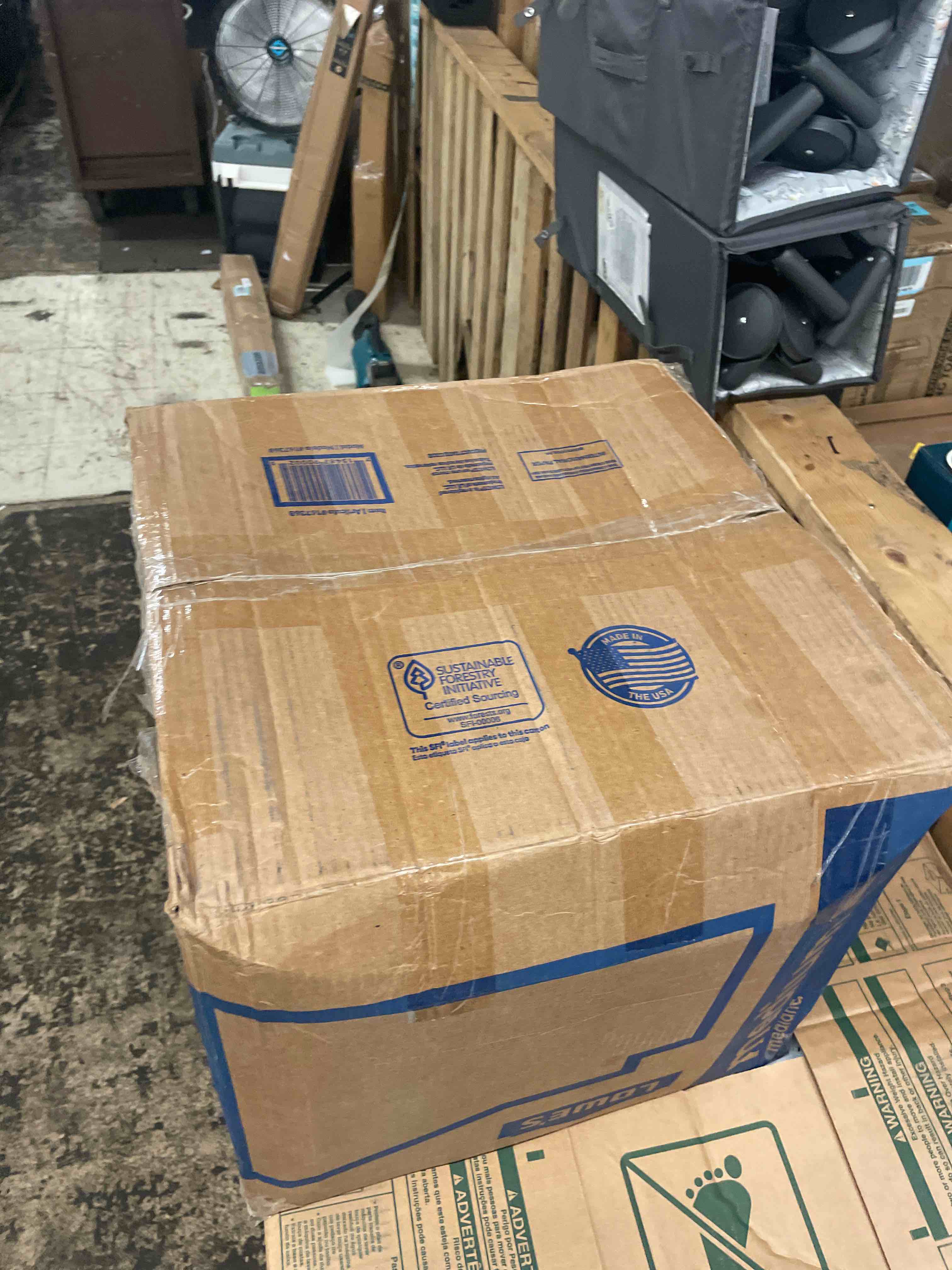 https://s3.amazonaws.com/lotting-images-prod/phillipi/BLU4408604_1753464159937.jpeg