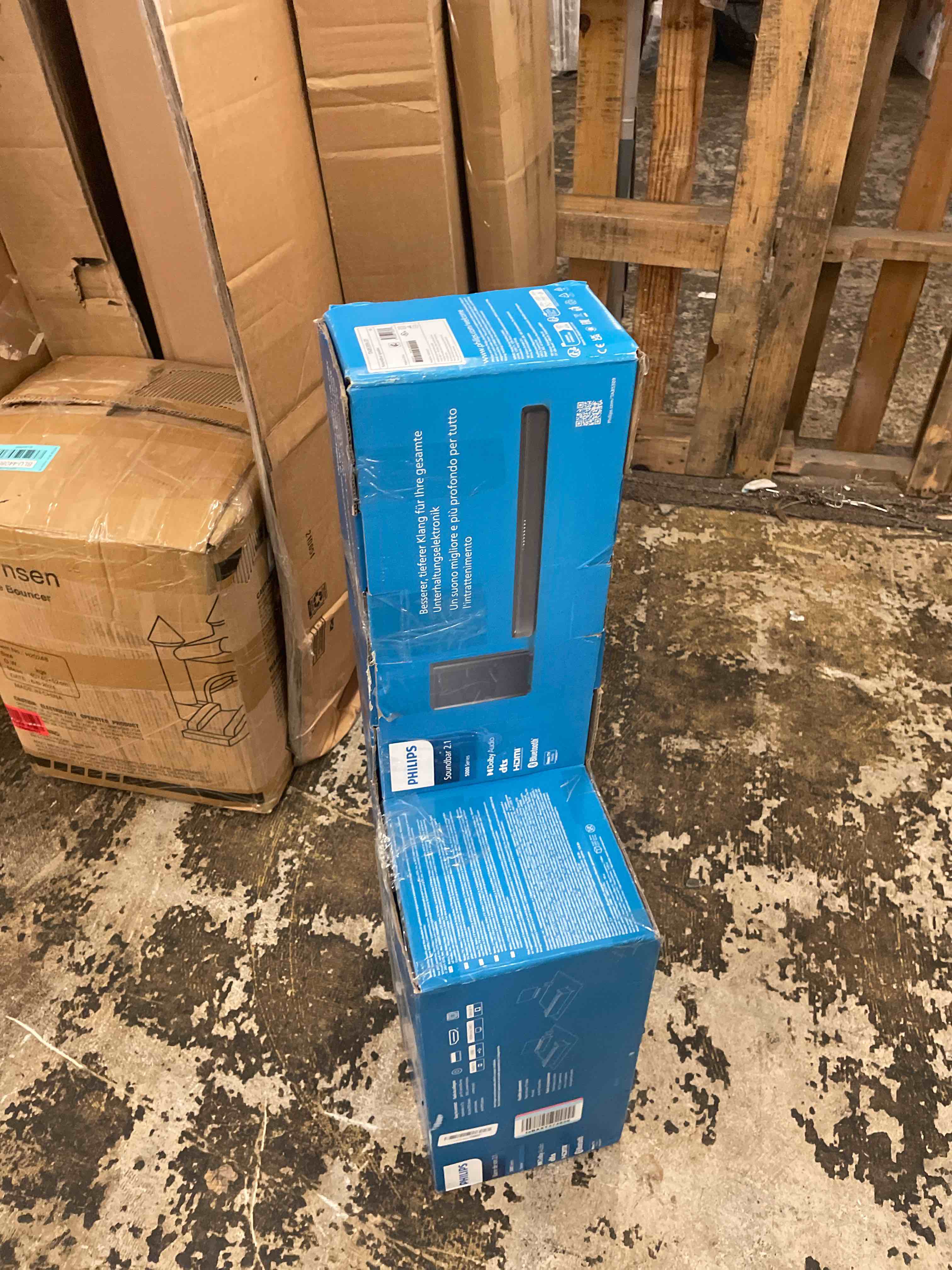 https://s3.amazonaws.com/lotting-images-prod/phillipi/BLU4408669_1753727034750.jpeg