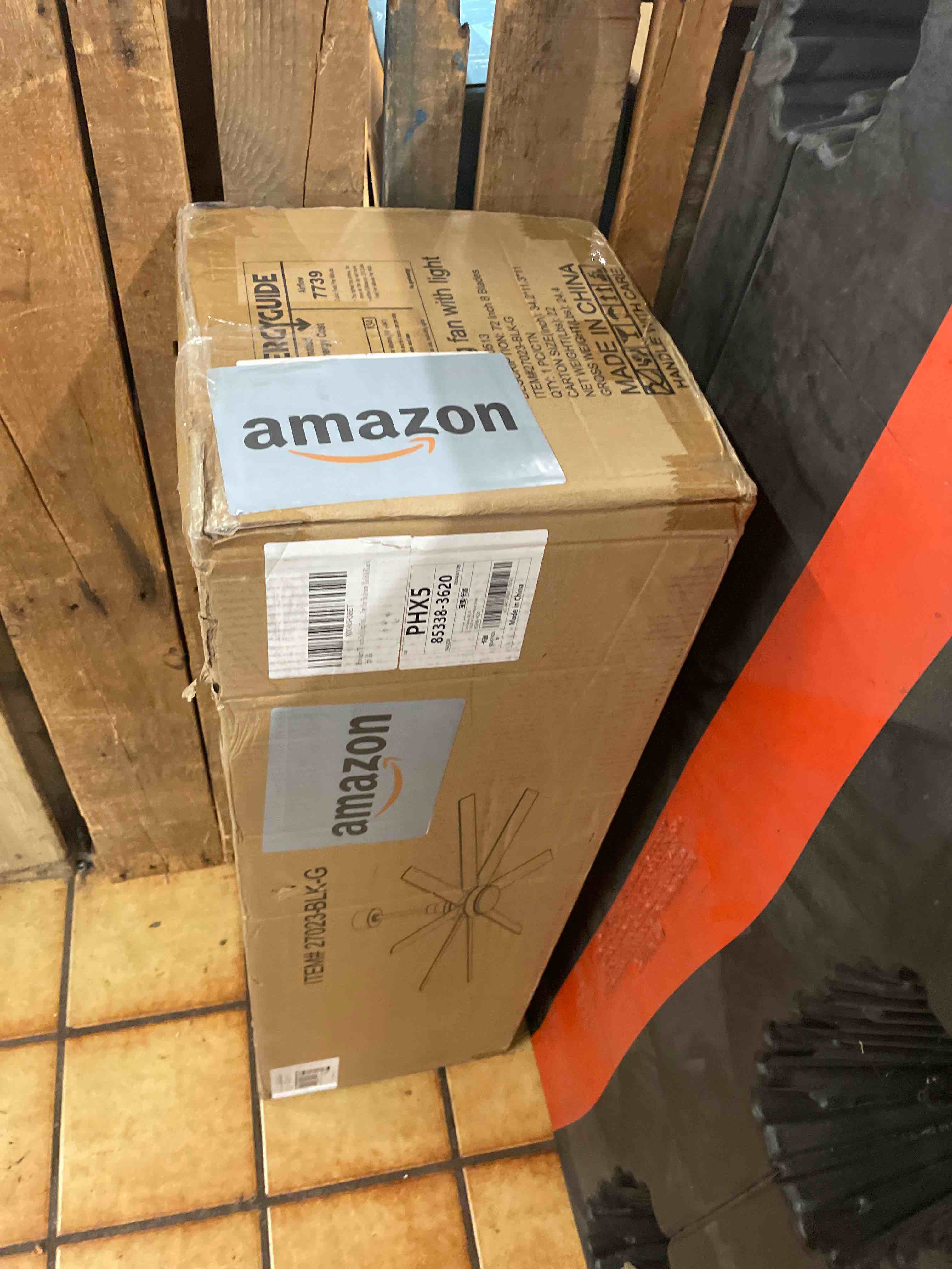 https://s3.amazonaws.com/lotting-images-prod/phillipi/BLU4408716_1753937871465.jpeg