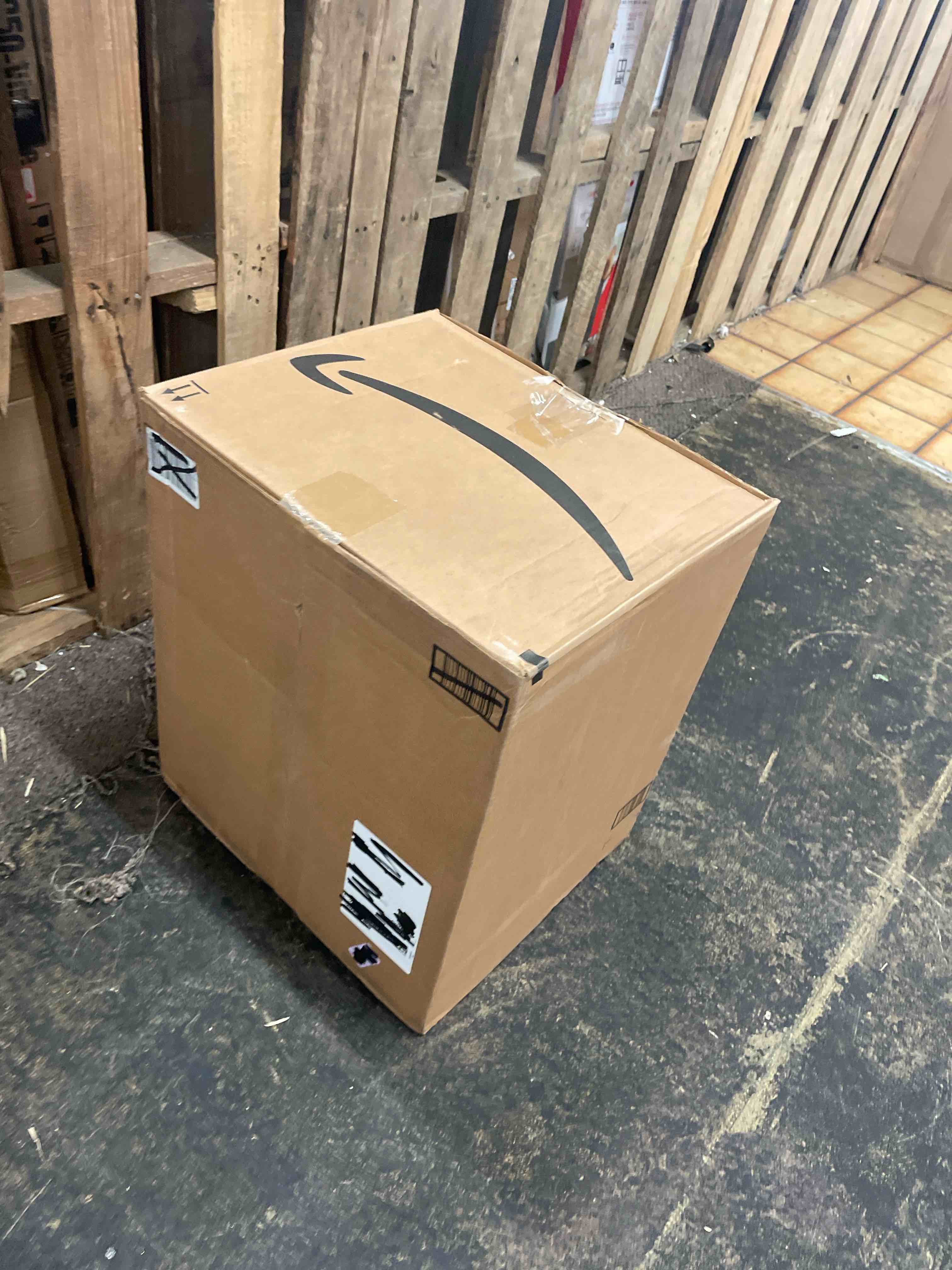 https://s3.amazonaws.com/lotting-images-prod/phillipi/BLU4408721_1753939342768.jpeg
