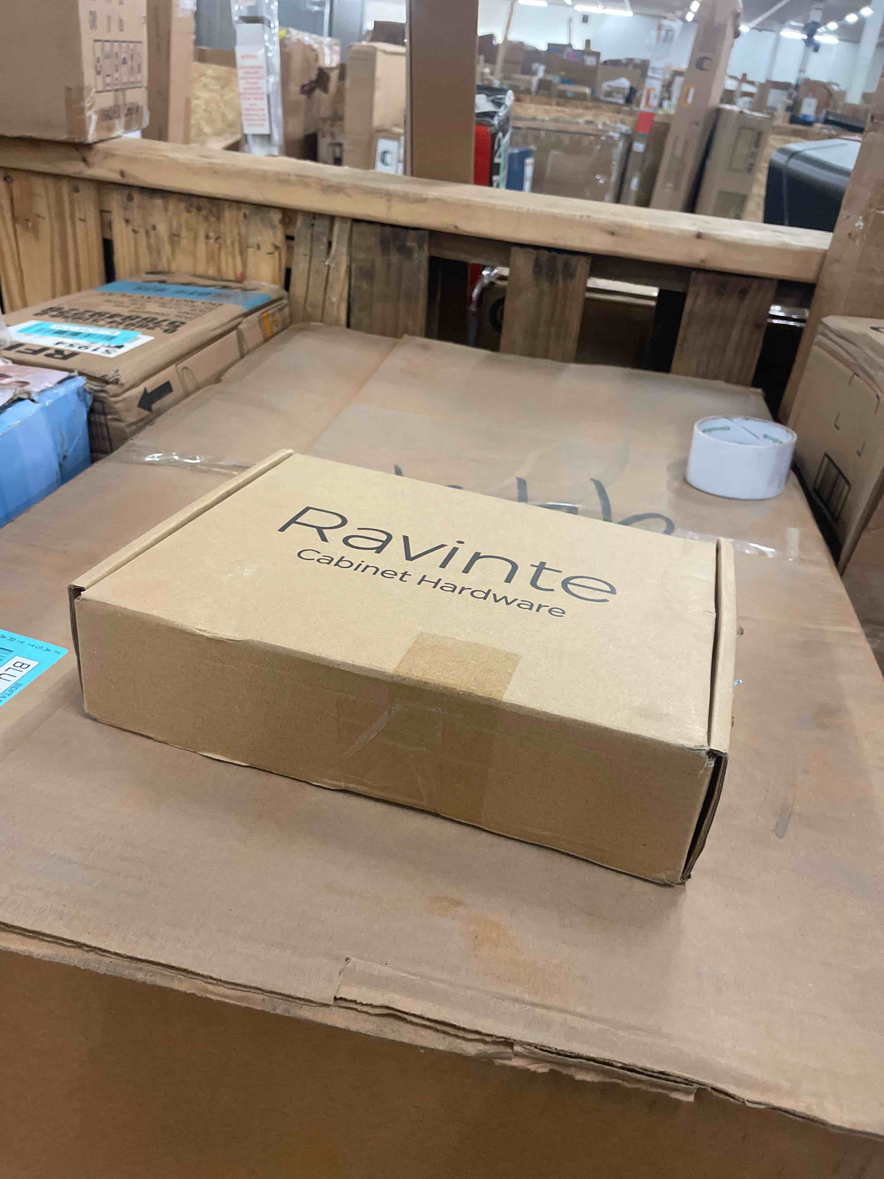 https://s3.amazonaws.com/lotting-images-prod/phillipi/BLU4408788_1753945207153.jpeg