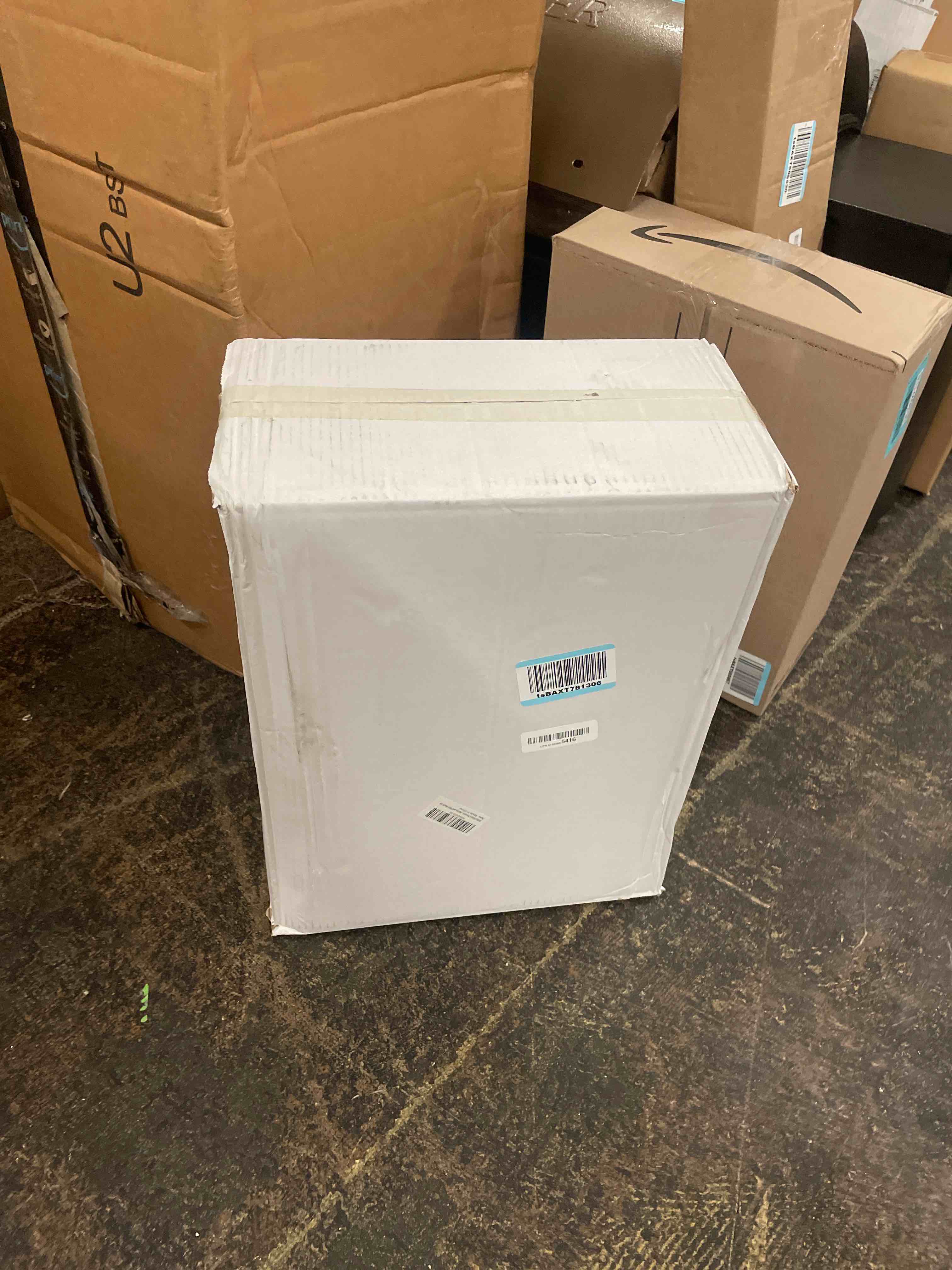 https://s3.amazonaws.com/lotting-images-prod/phillipi/BLU4408797_1753946819784.jpeg
