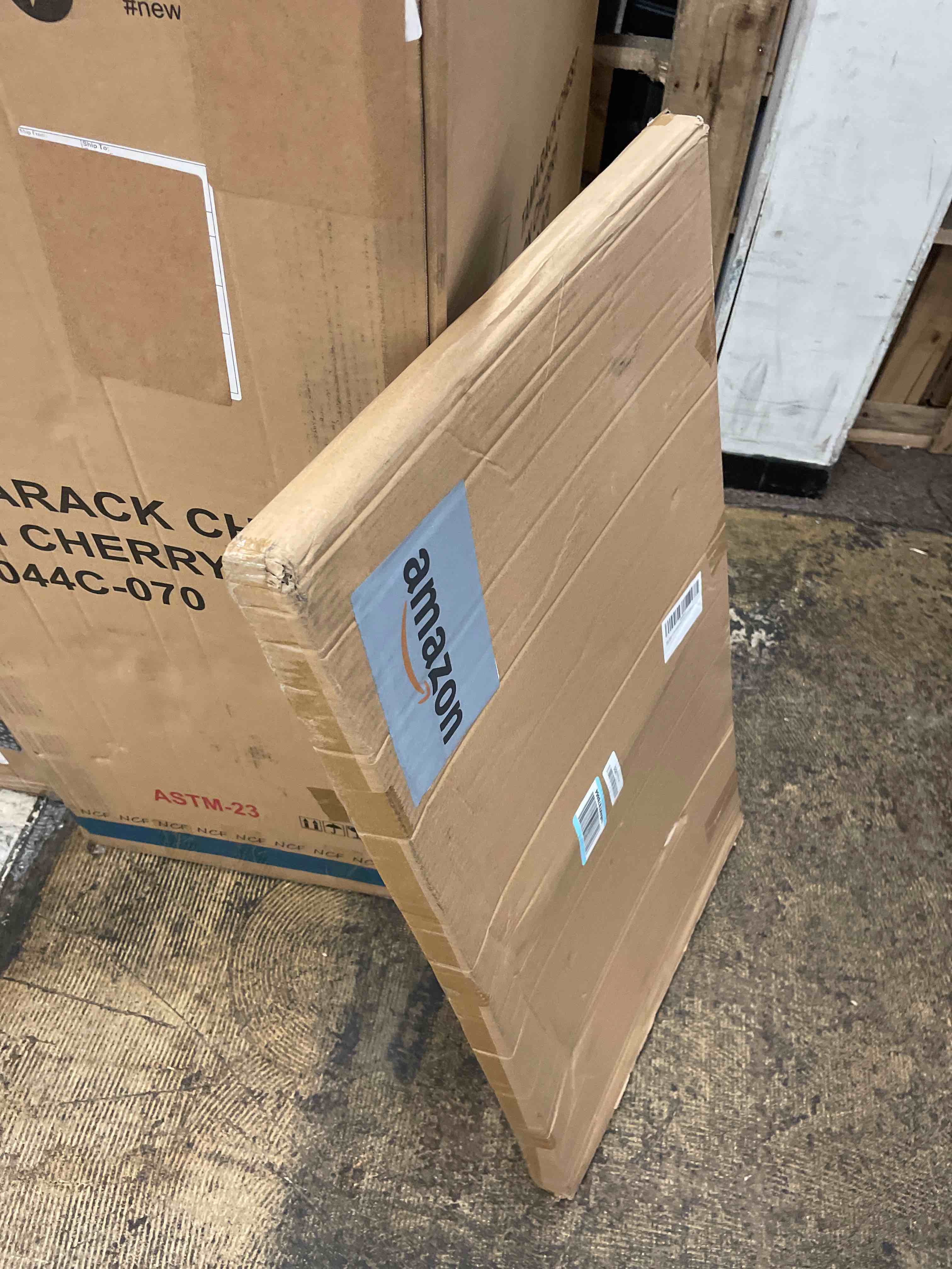 https://s3.amazonaws.com/lotting-images-prod/phillipi/BLU4408834_1753994558807.jpeg