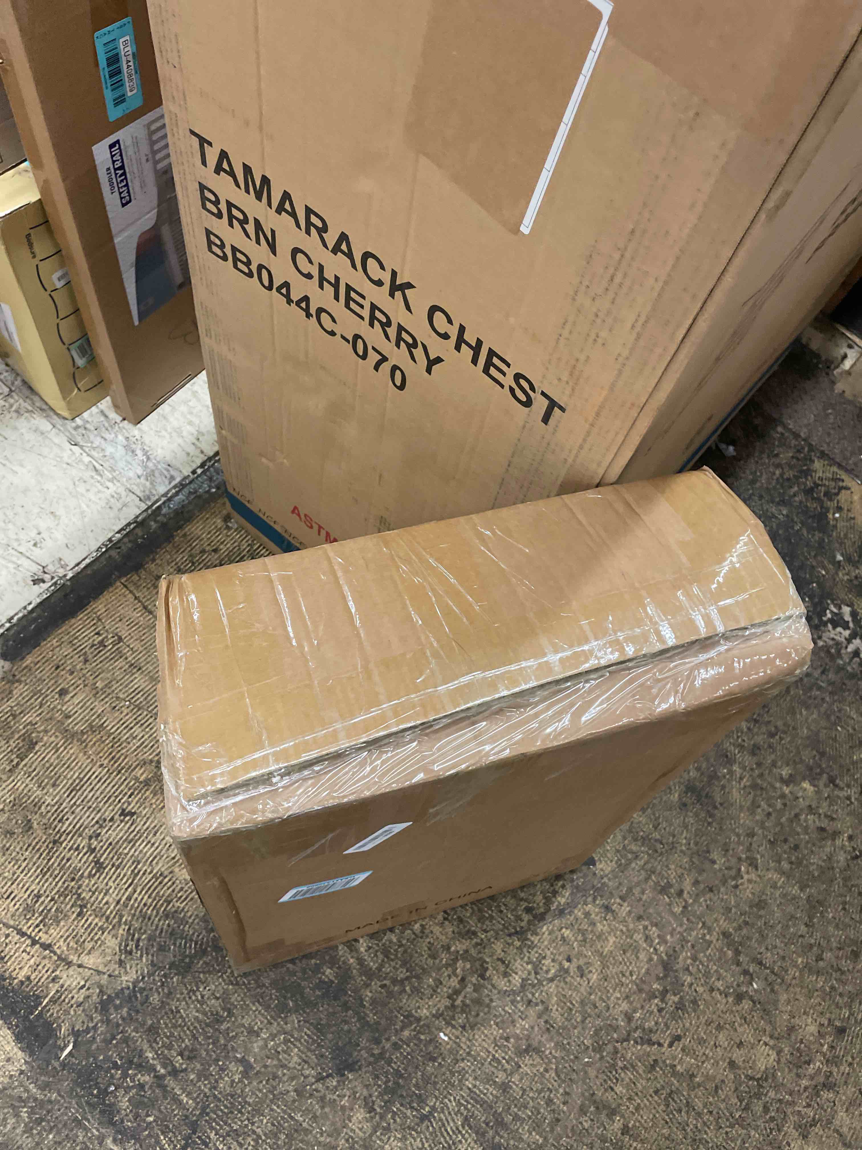 https://s3.amazonaws.com/lotting-images-prod/phillipi/BLU4408837_1753994196006.jpeg