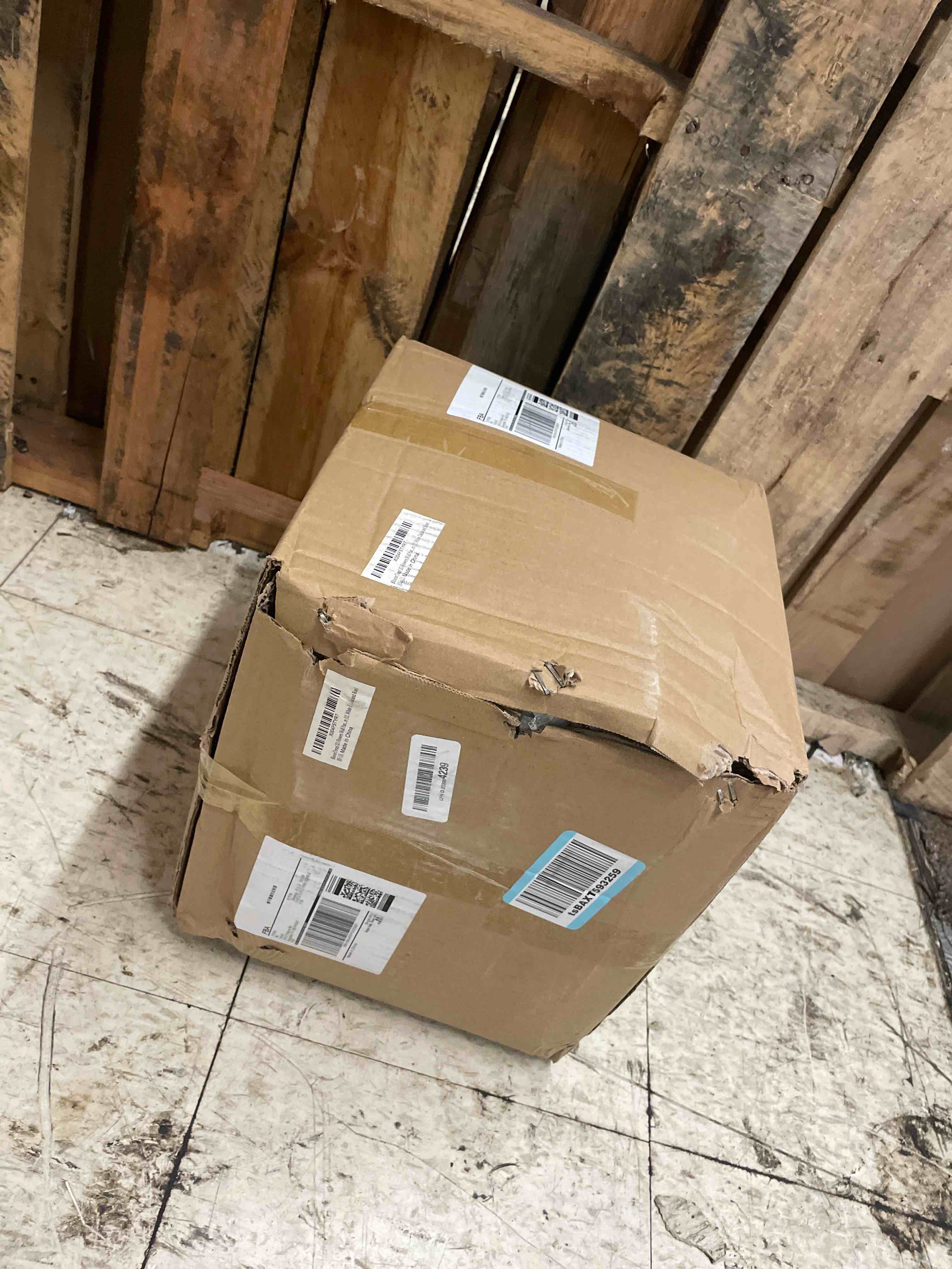 https://s3.amazonaws.com/lotting-images-prod/phillipi/BLU4408888_1753987844071.jpeg