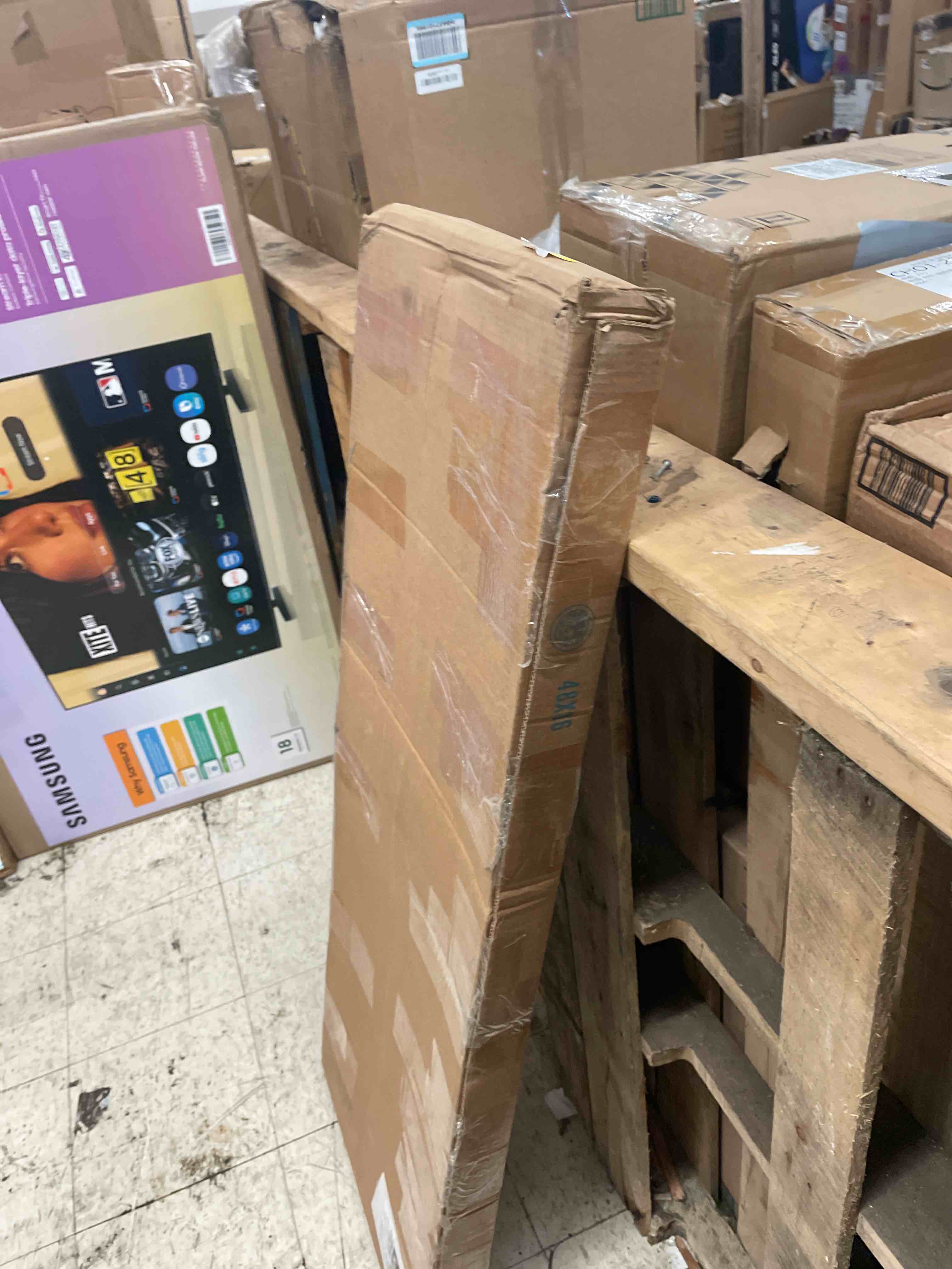 https://s3.amazonaws.com/lotting-images-prod/phillipi/BLU4408892_1753987639002.jpeg