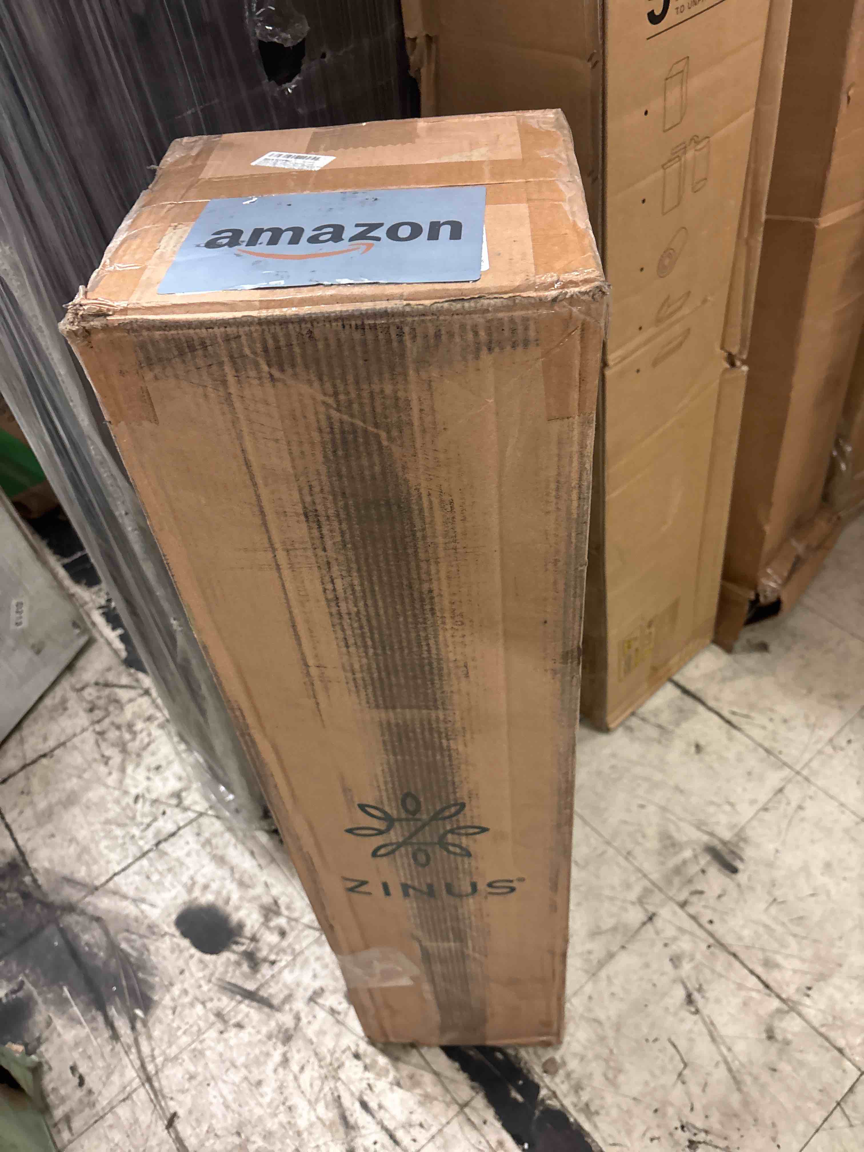 https://s3.amazonaws.com/lotting-images-prod/phillipi/BLU4408922_1754233566092.jpeg