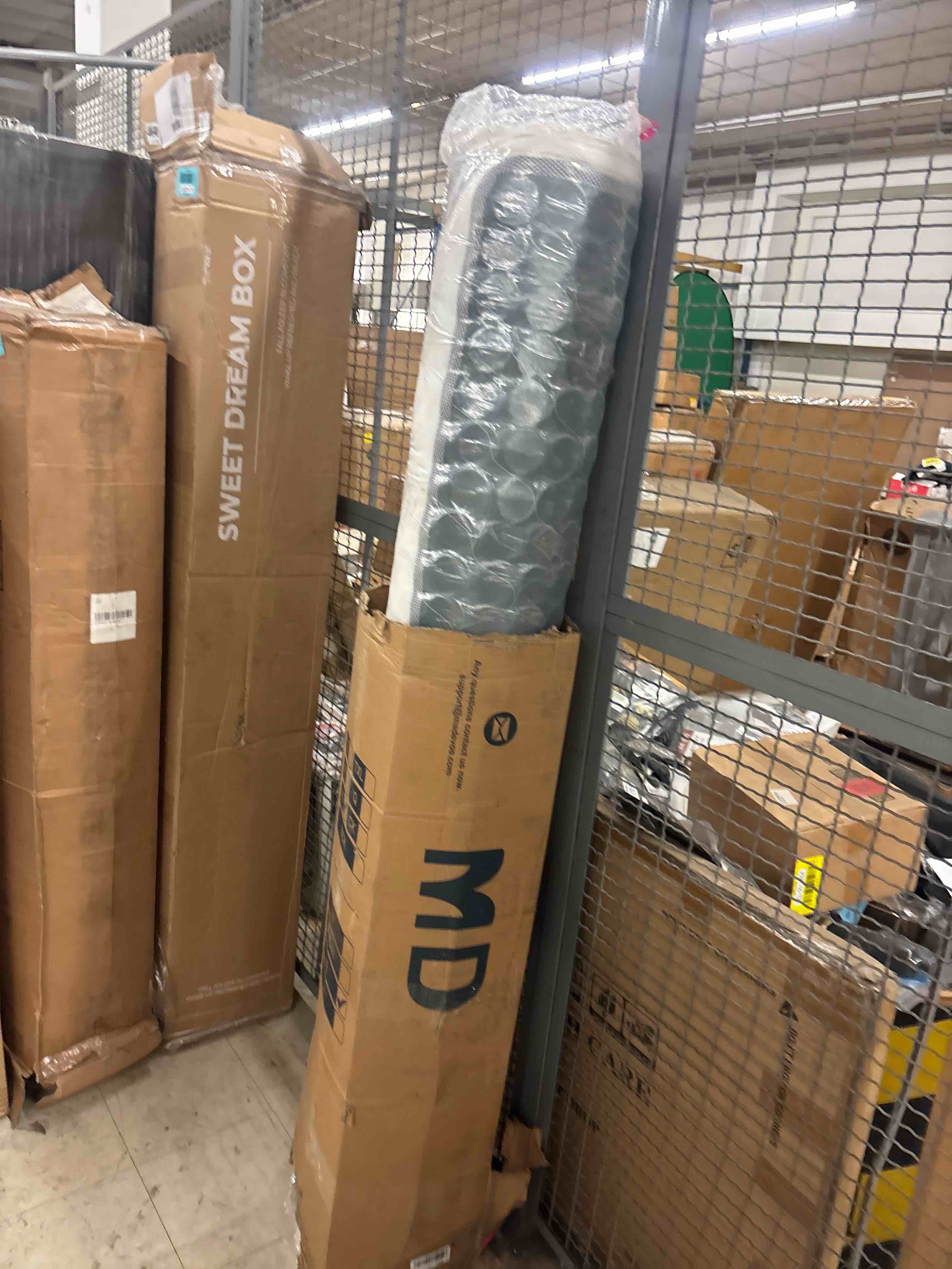 https://s3.amazonaws.com/lotting-images-prod/phillipi/BLU4408923_1754233832954.jpeg