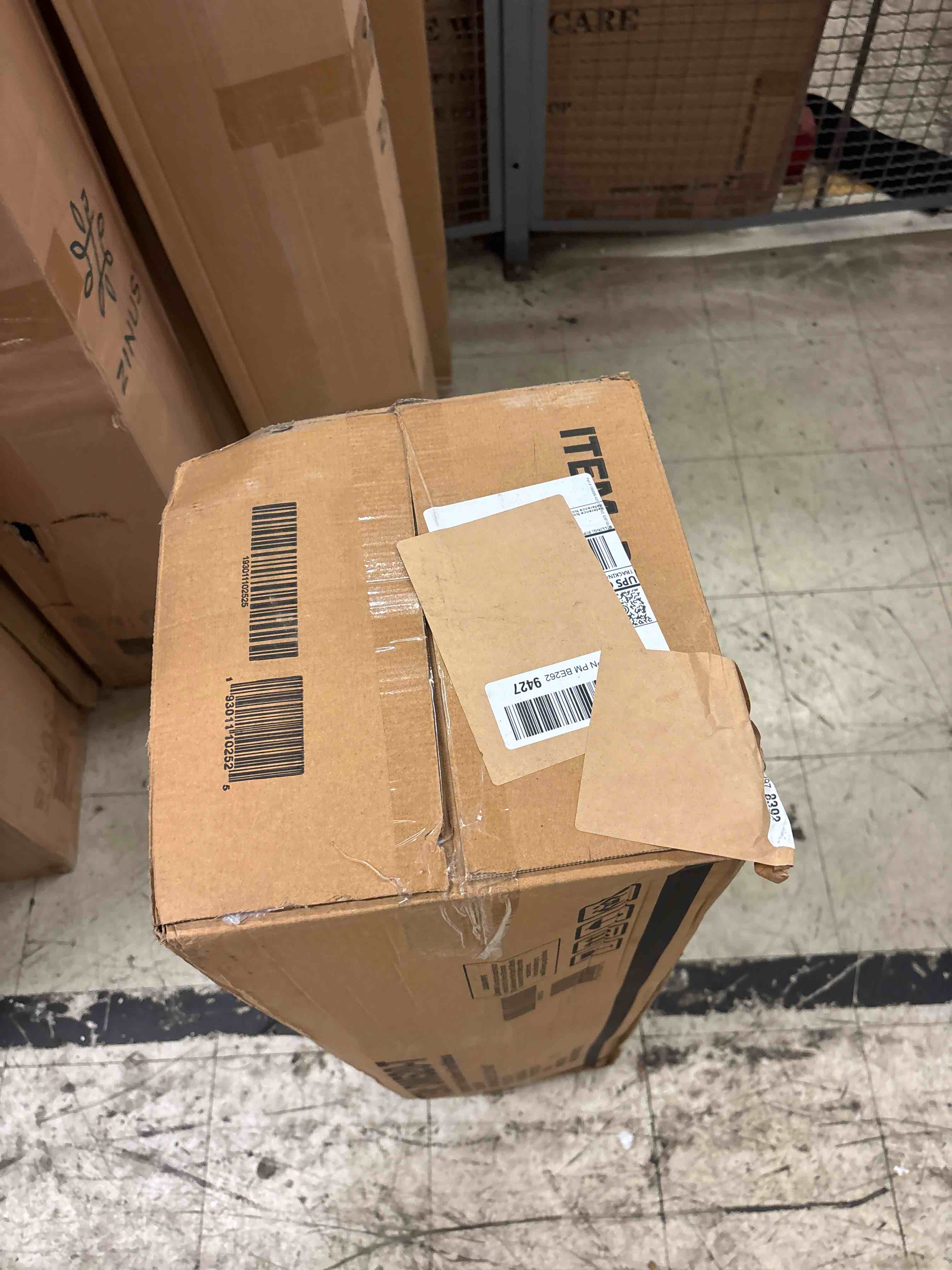 https://s3.amazonaws.com/lotting-images-prod/phillipi/BLU4408928_1754234397904.jpeg