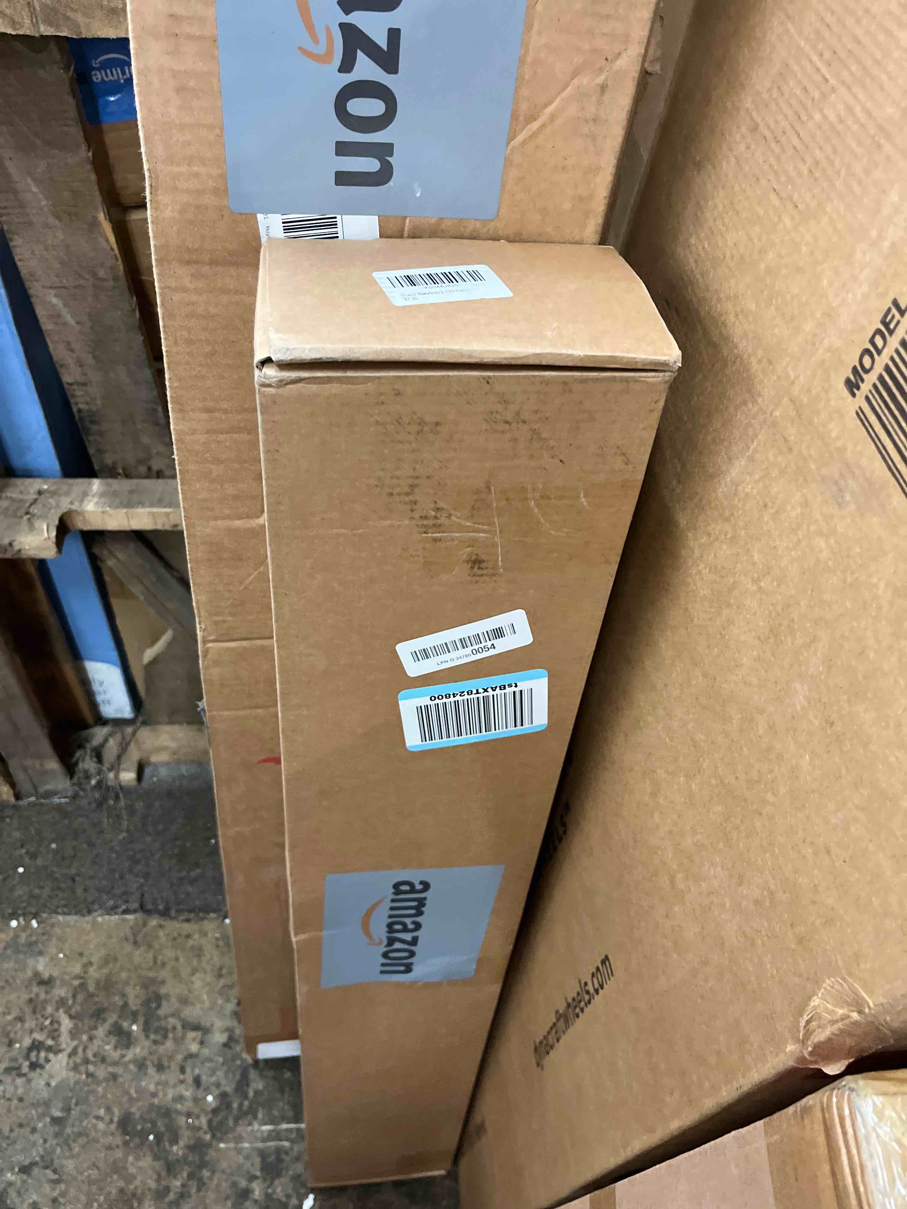 https://s3.amazonaws.com/lotting-images-prod/phillipi/BLU4409138_1749744172468.jpeg