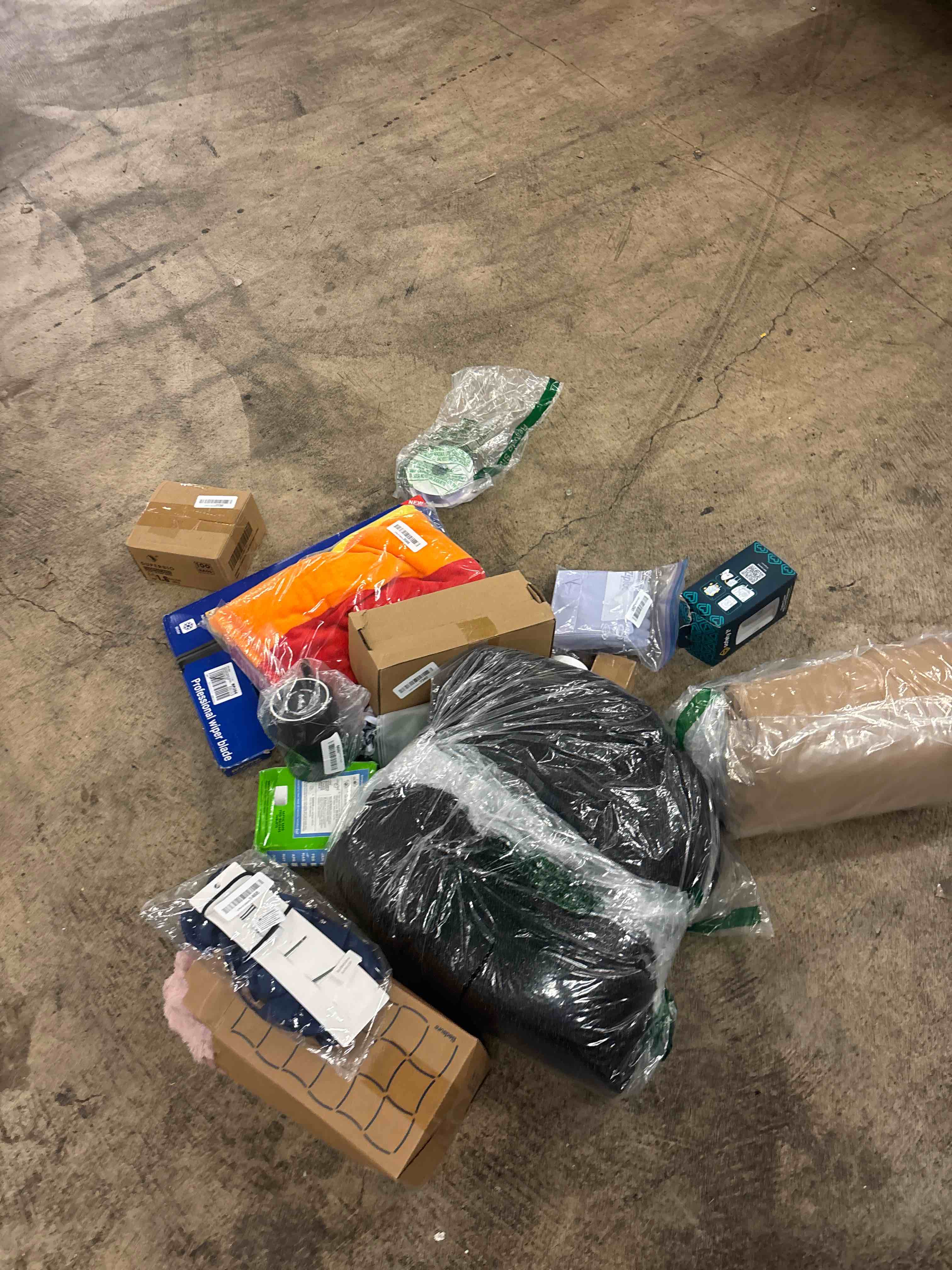 https://s3.amazonaws.com/lotting-images-prod/phillipi/BLU4409629_1751612285021.jpeg