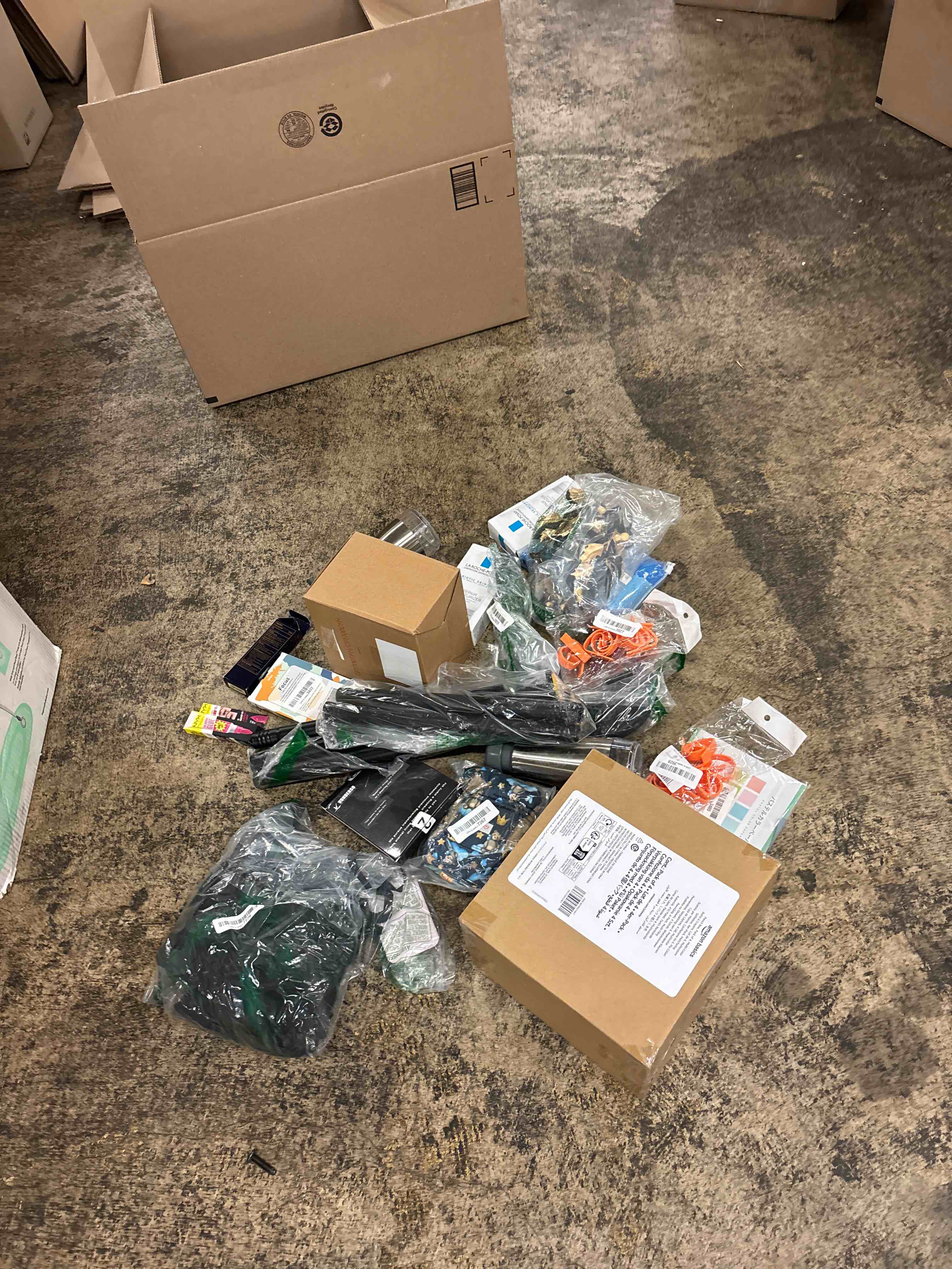 https://s3.amazonaws.com/lotting-images-prod/phillipi/BLU4409632_1751627236367.jpeg