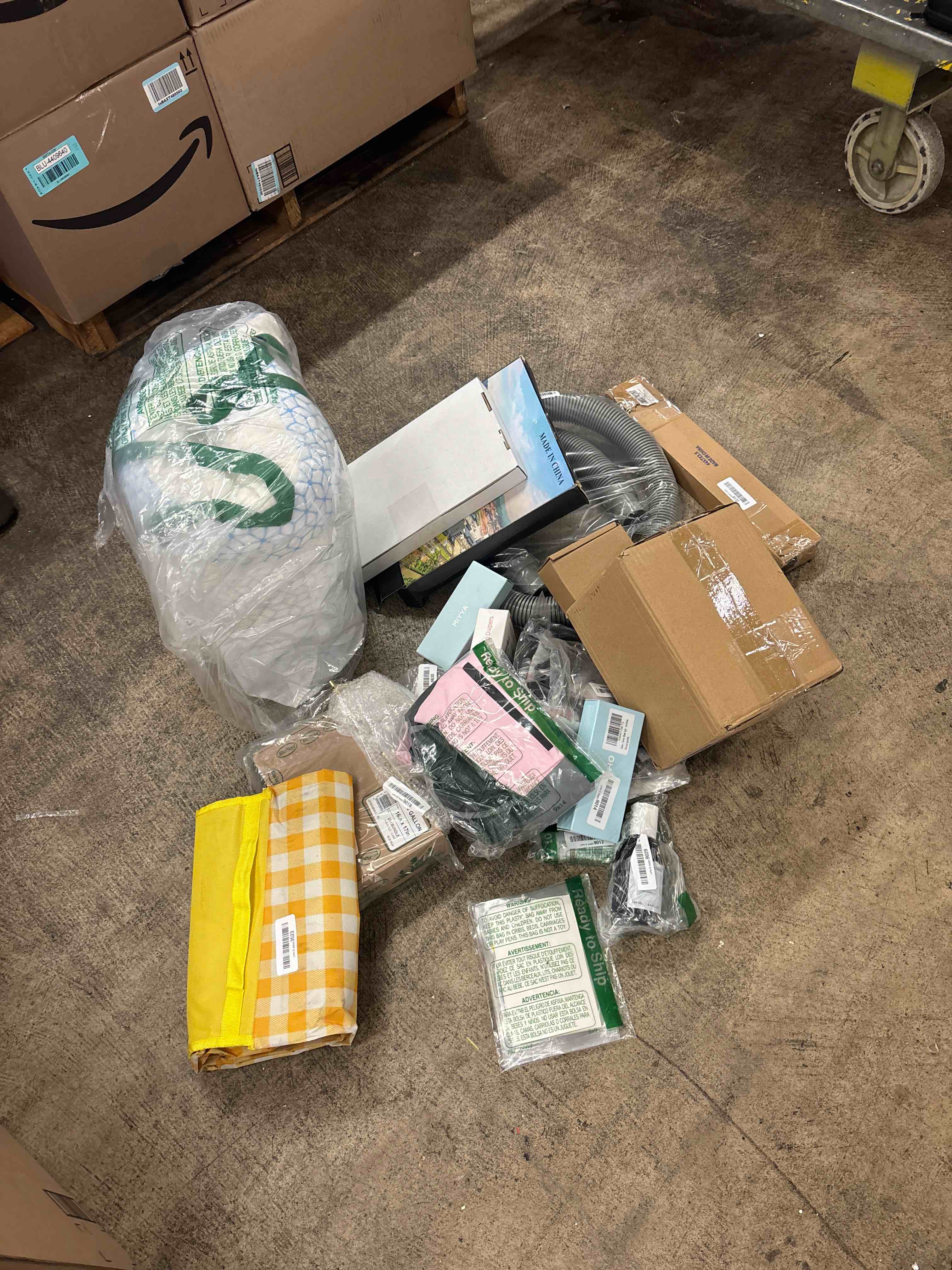 https://s3.amazonaws.com/lotting-images-prod/phillipi/BLU4409633_1751621621061.jpeg