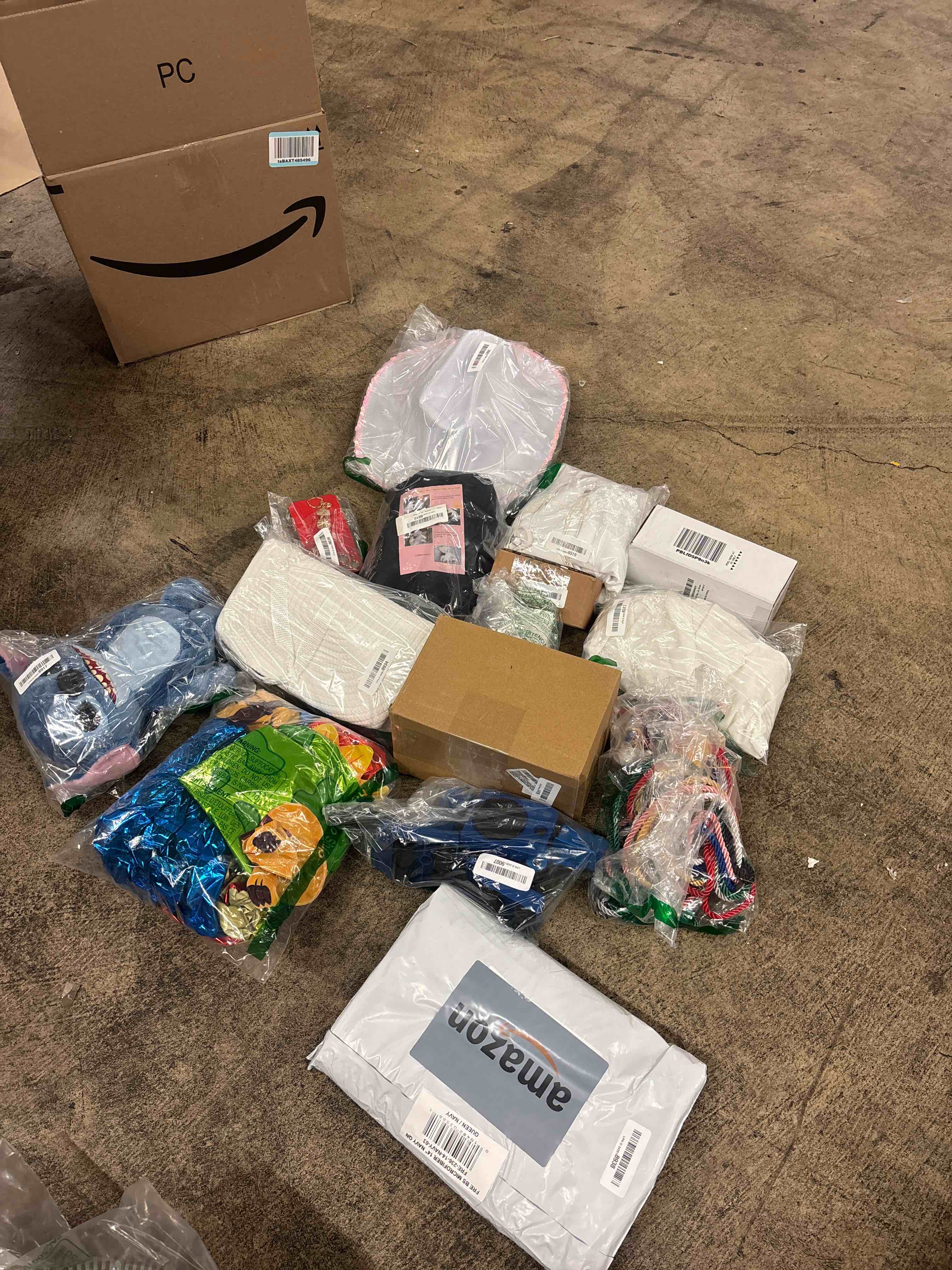 https://s3.amazonaws.com/lotting-images-prod/phillipi/BLU4409634_1751621231522.jpeg
