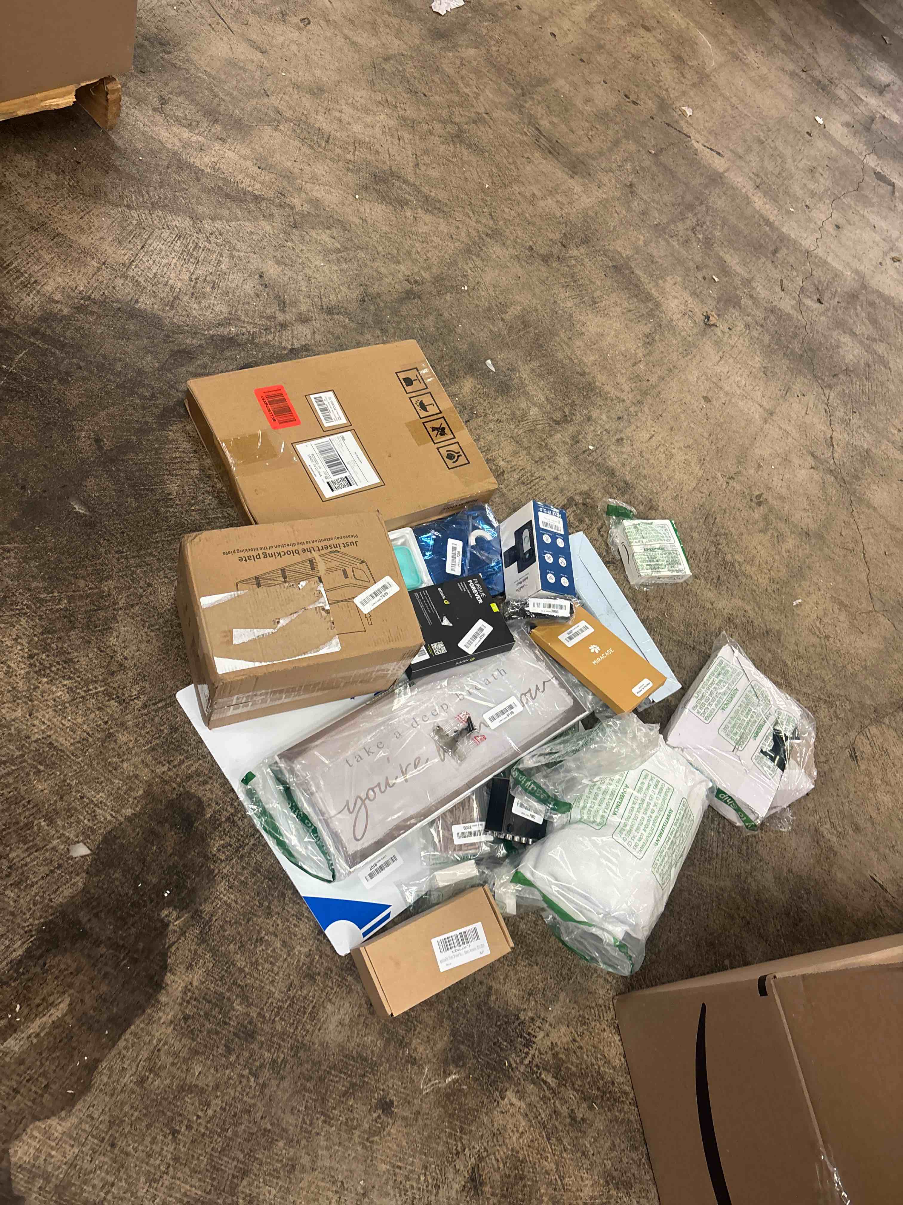 https://s3.amazonaws.com/lotting-images-prod/phillipi/BLU4409635_1751607835206.jpeg