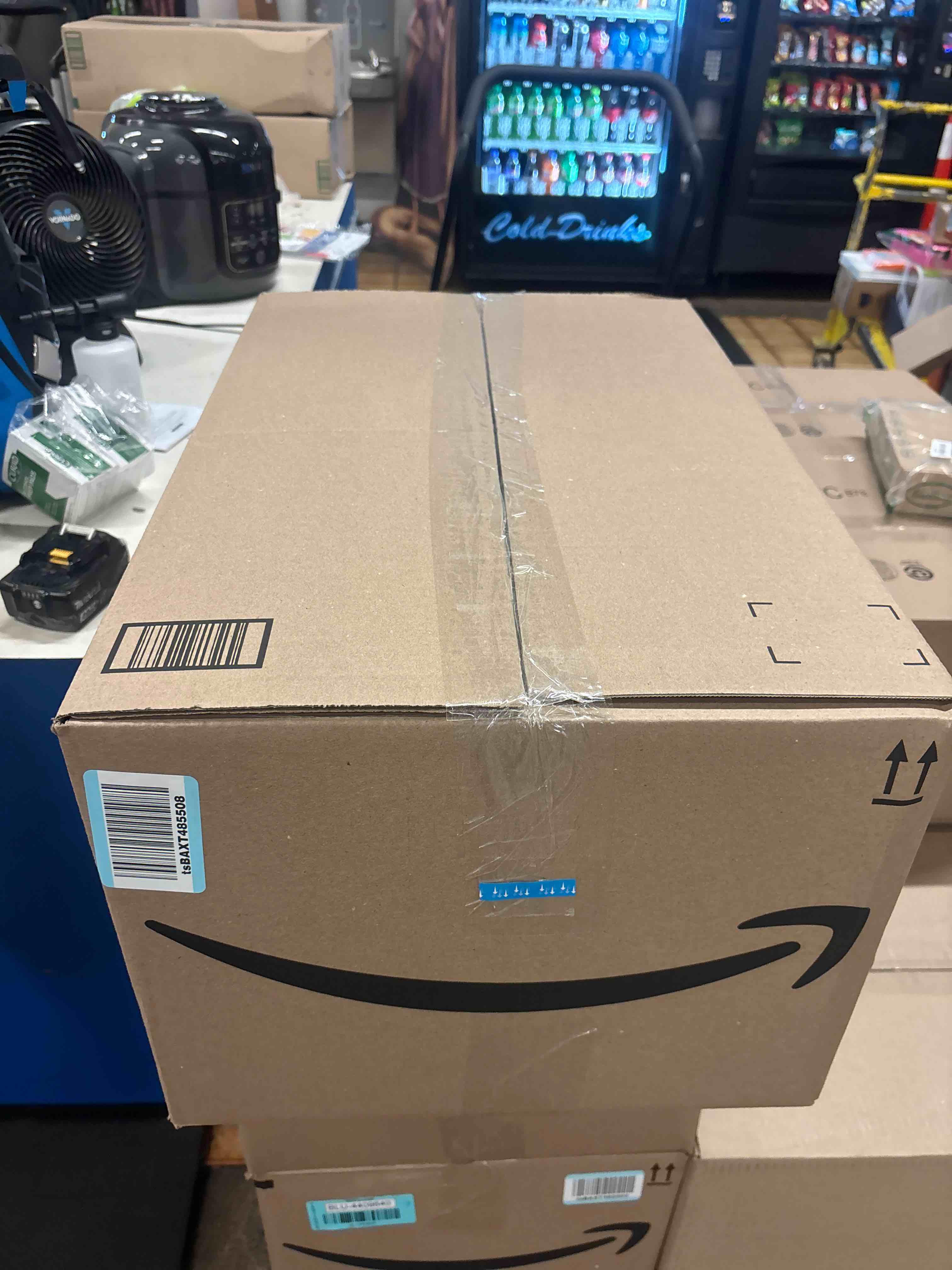 https://s3.amazonaws.com/lotting-images-prod/phillipi/BLU4409635_1751607924182.jpeg