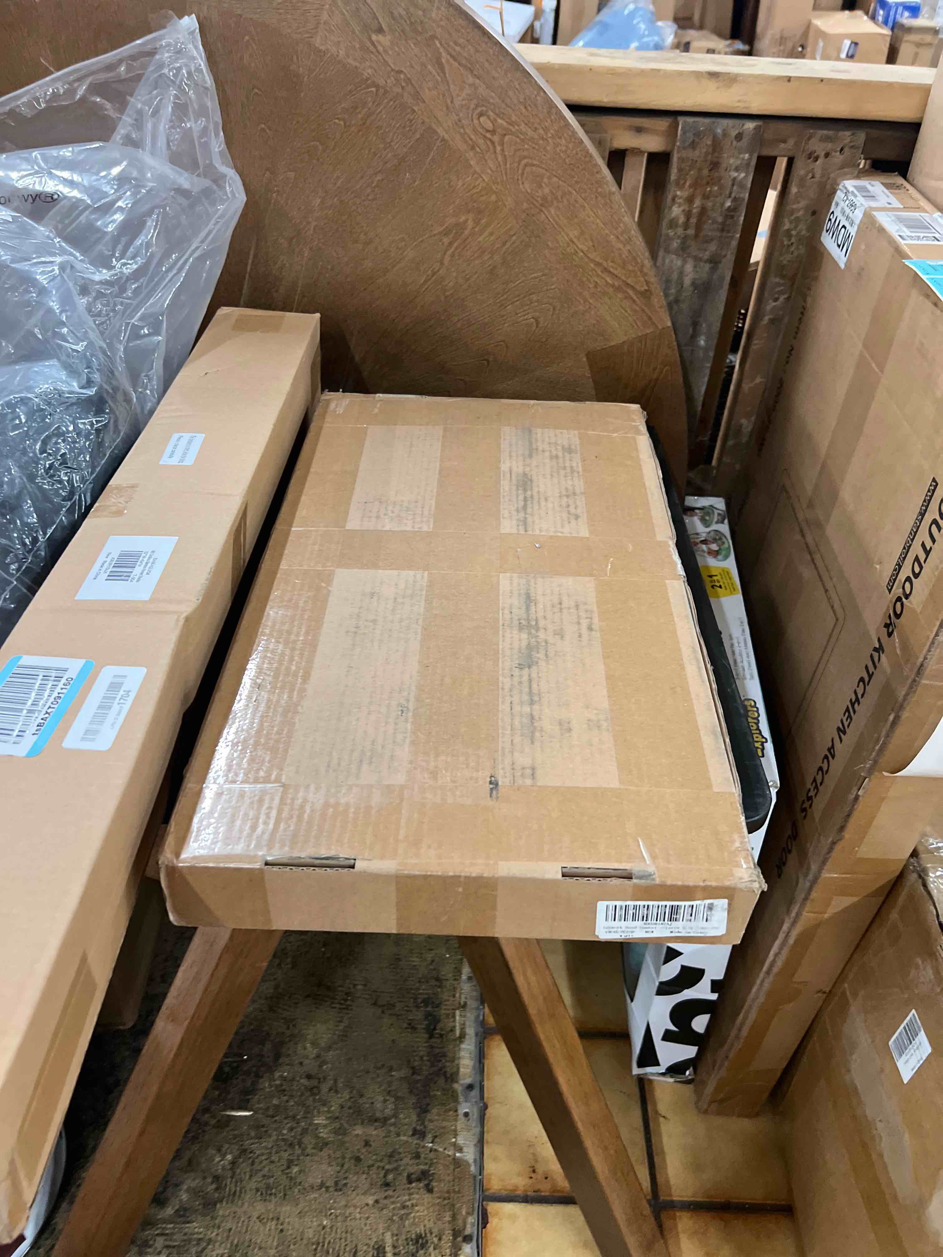 https://s3.amazonaws.com/lotting-images-prod/phillipi/BLU4409666_1752628805339.jpeg