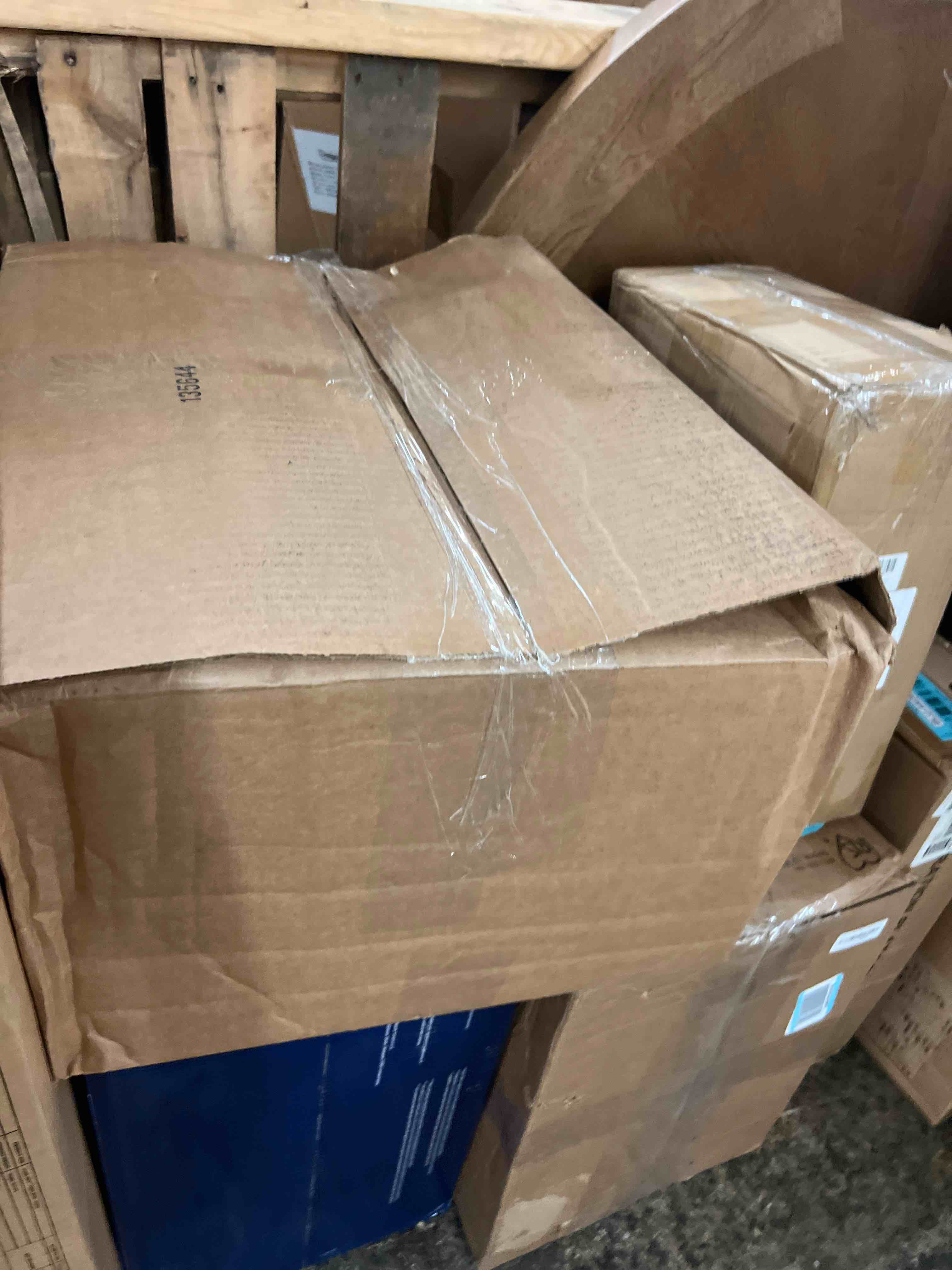 https://s3.amazonaws.com/lotting-images-prod/phillipi/BLU4409673_1752629725000.jpeg