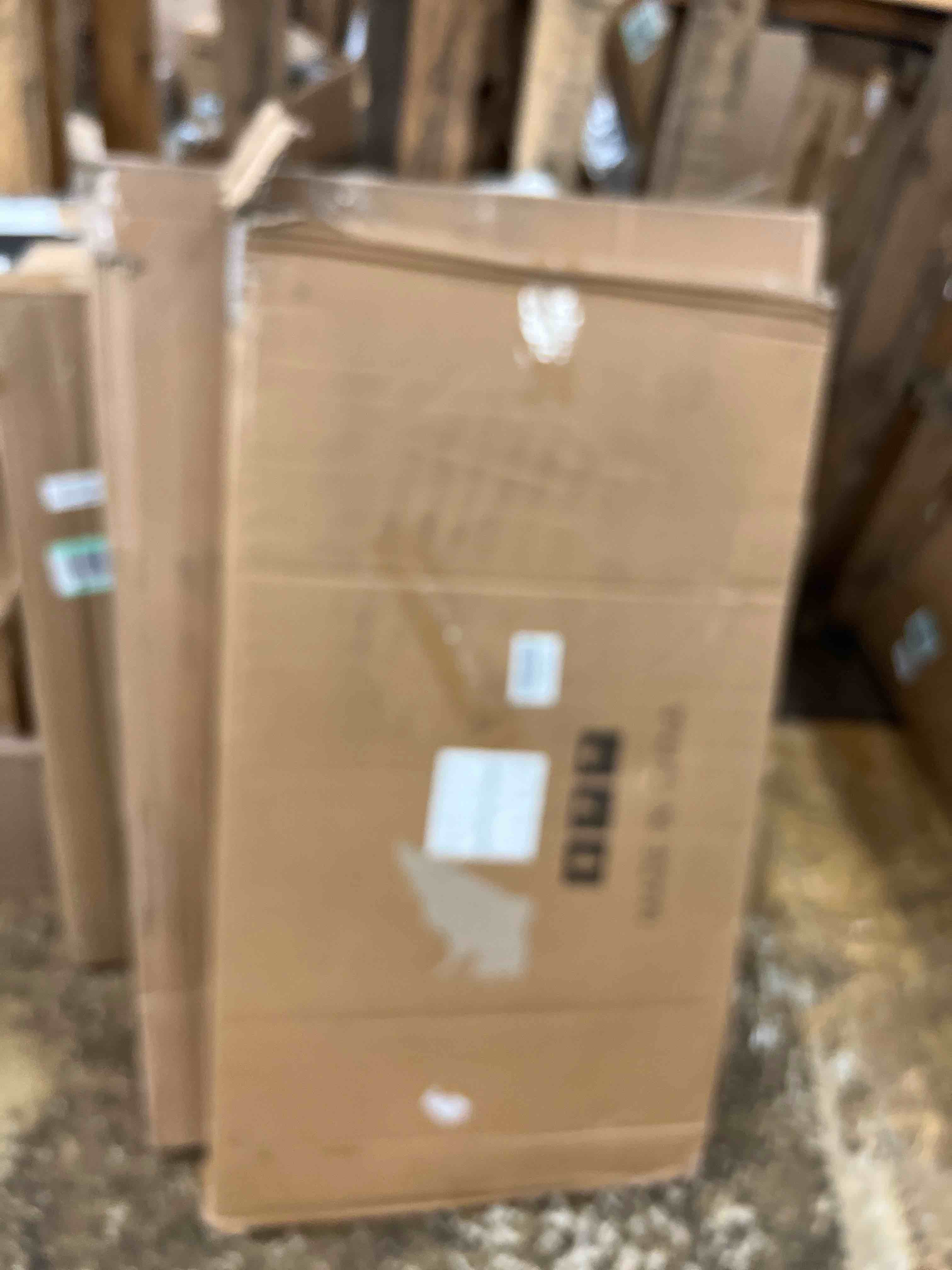 https://s3.amazonaws.com/lotting-images-prod/phillipi/BLU4409734_1752643247809.jpeg