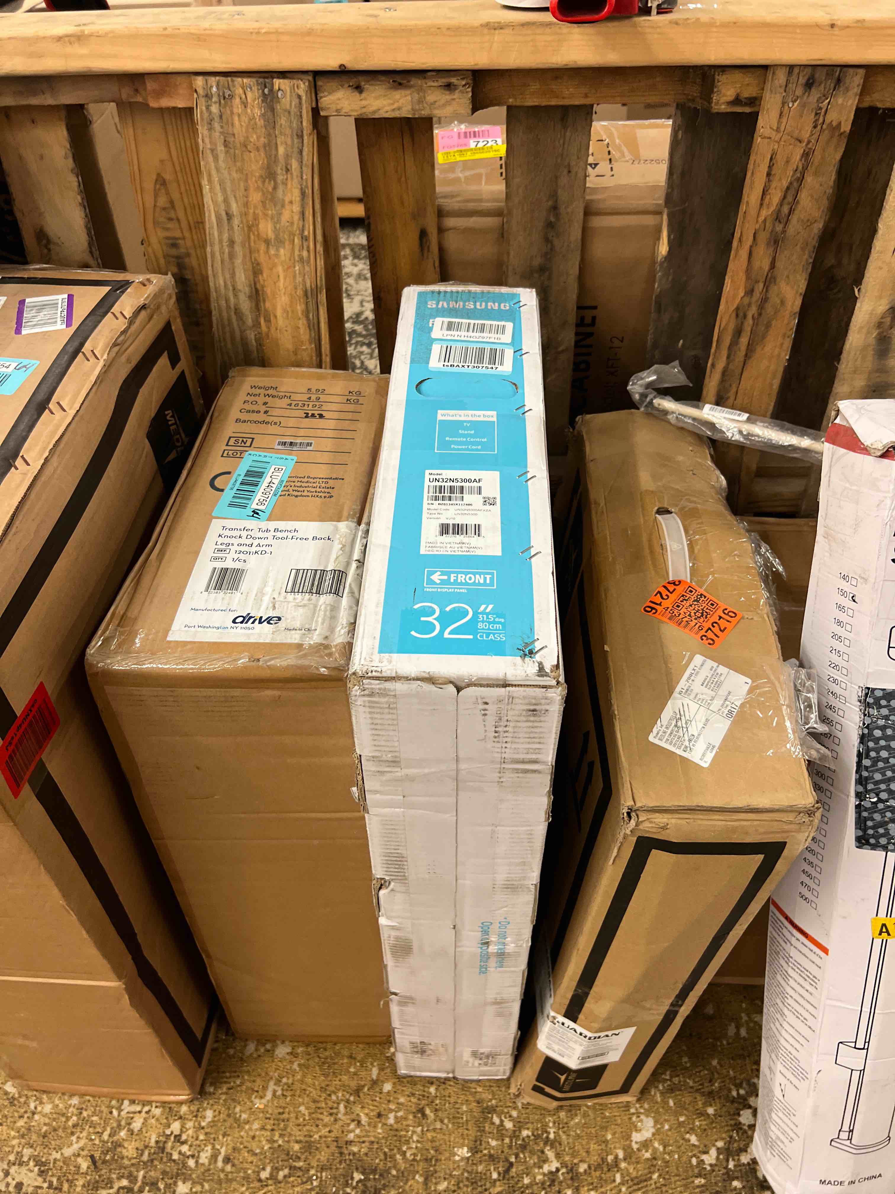 https://s3.amazonaws.com/lotting-images-prod/phillipi/BLU4409757_1752672214760.jpeg