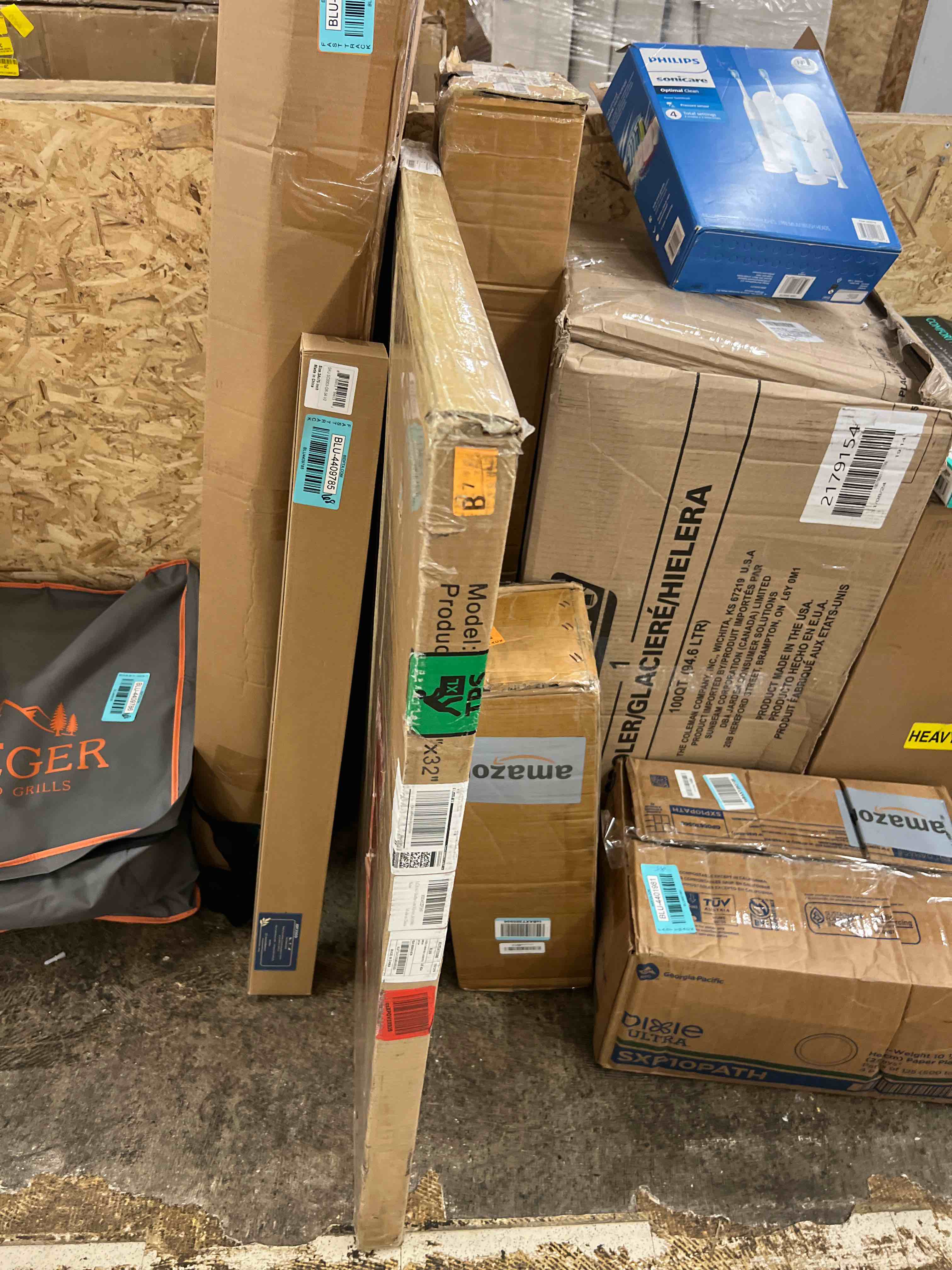 https://s3.amazonaws.com/lotting-images-prod/phillipi/BLU4409783_1752680804200.jpeg
