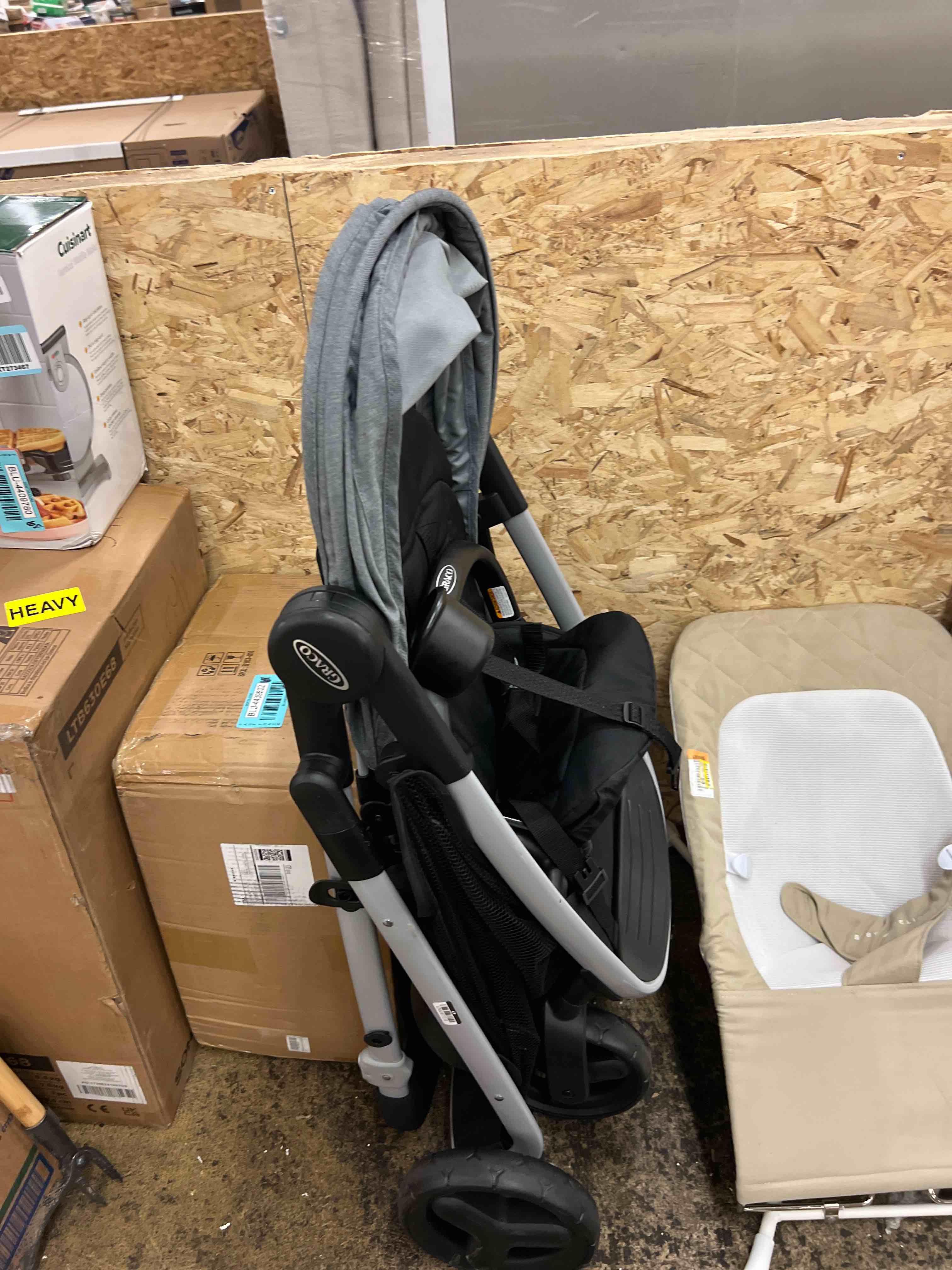 https://s3.amazonaws.com/lotting-images-prod/phillipi/BLU4409799_1752683089135.jpeg