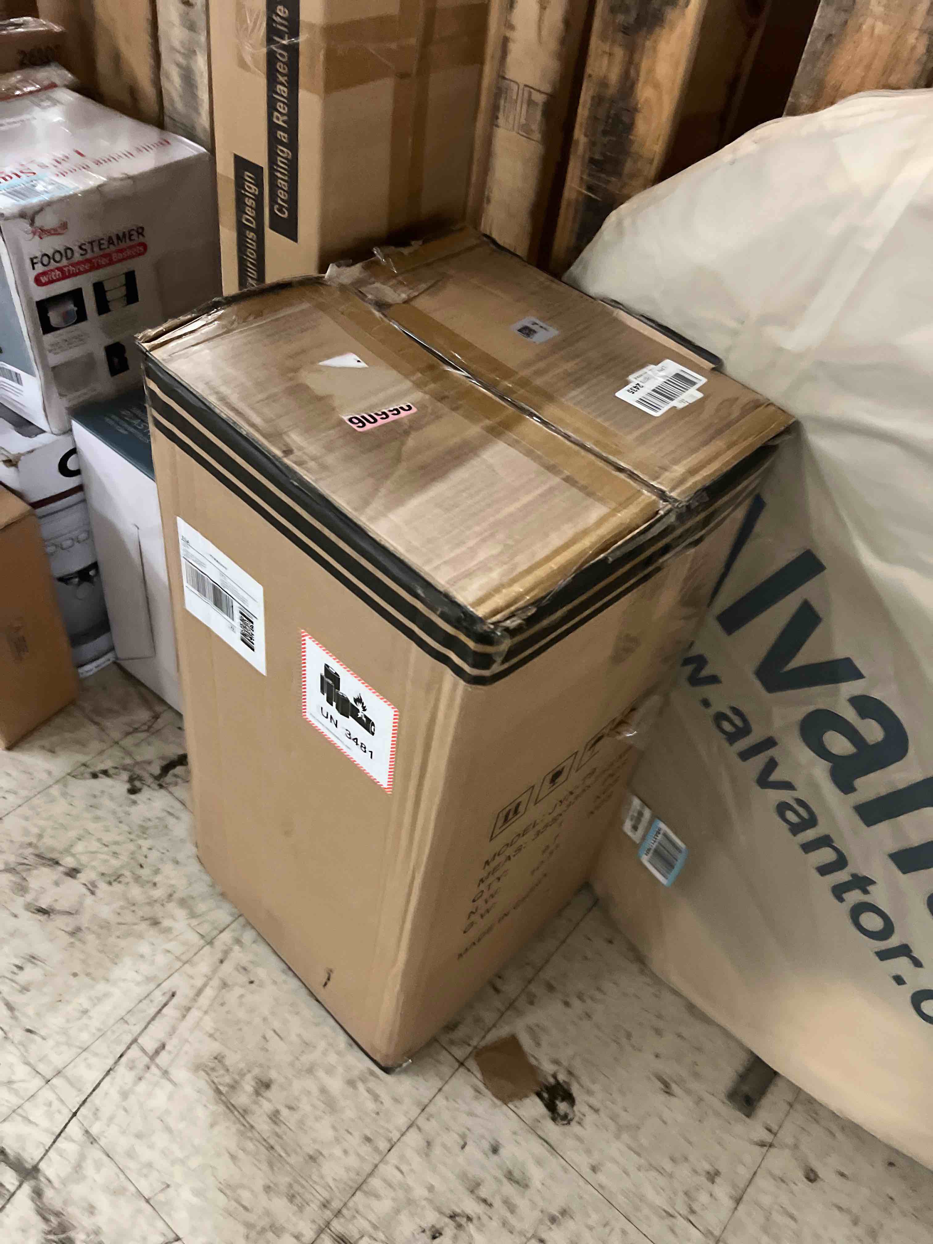 https://s3.amazonaws.com/lotting-images-prod/phillipi/BLU4409861_1753199214501.jpeg