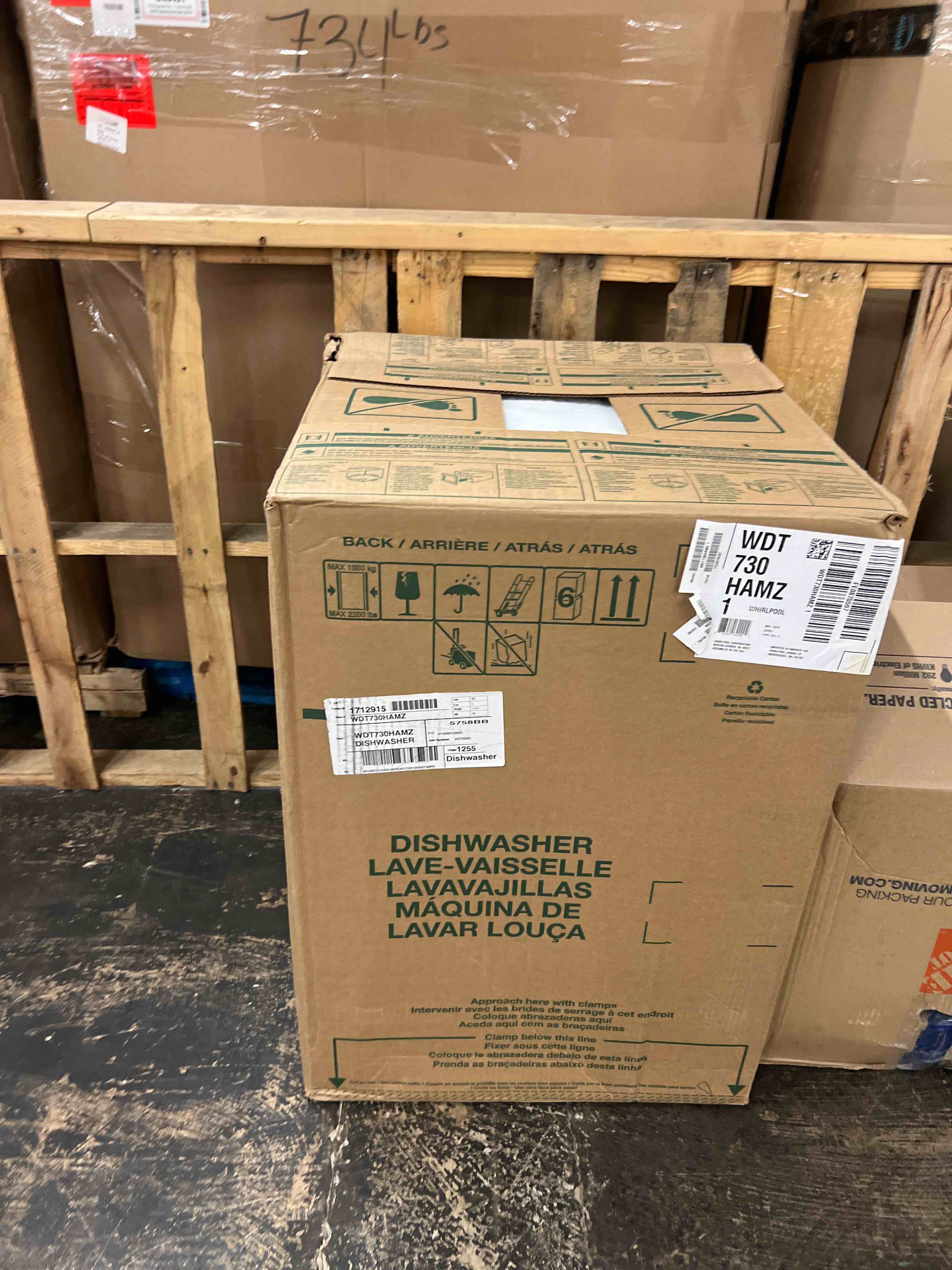 https://s3.amazonaws.com/lotting-images-prod/phillipi/BLU4410035_1753459106854.jpeg