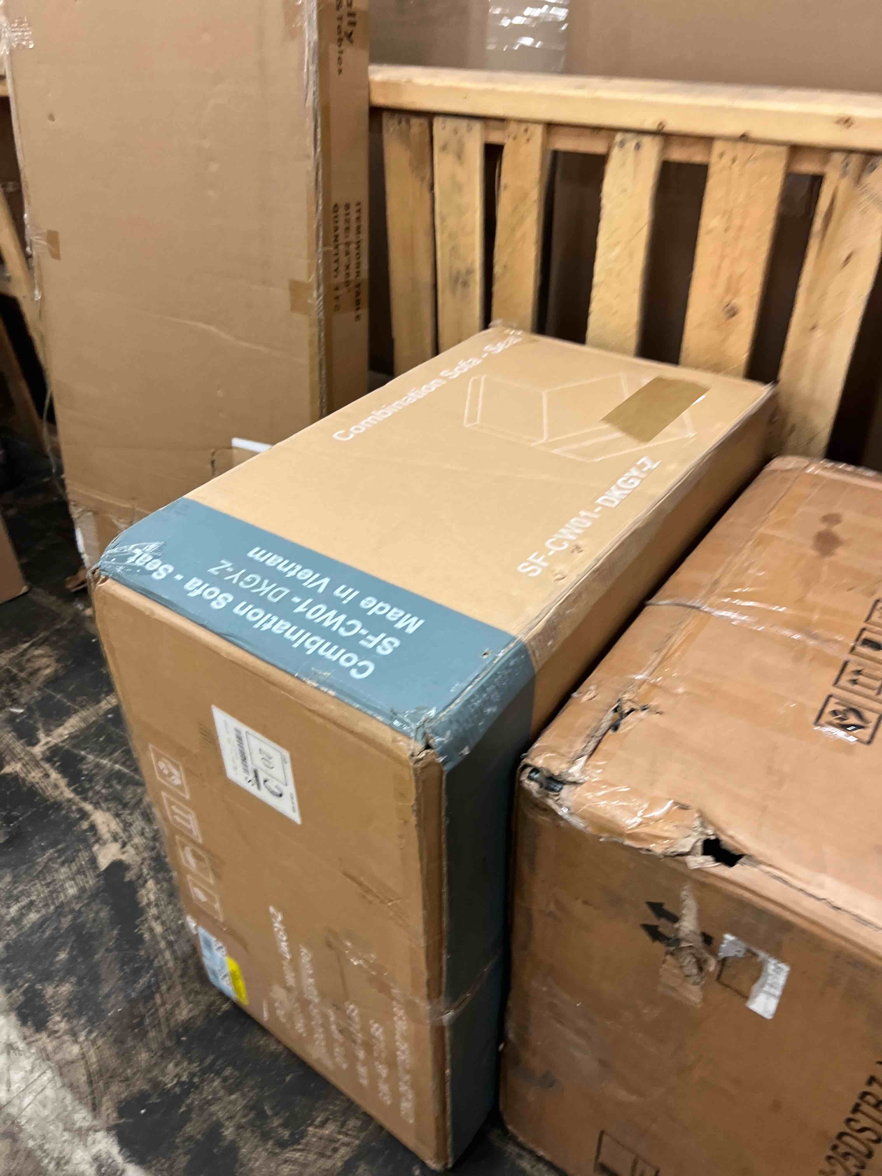 https://s3.amazonaws.com/lotting-images-prod/phillipi/BLU4410036_1753459946061.jpeg