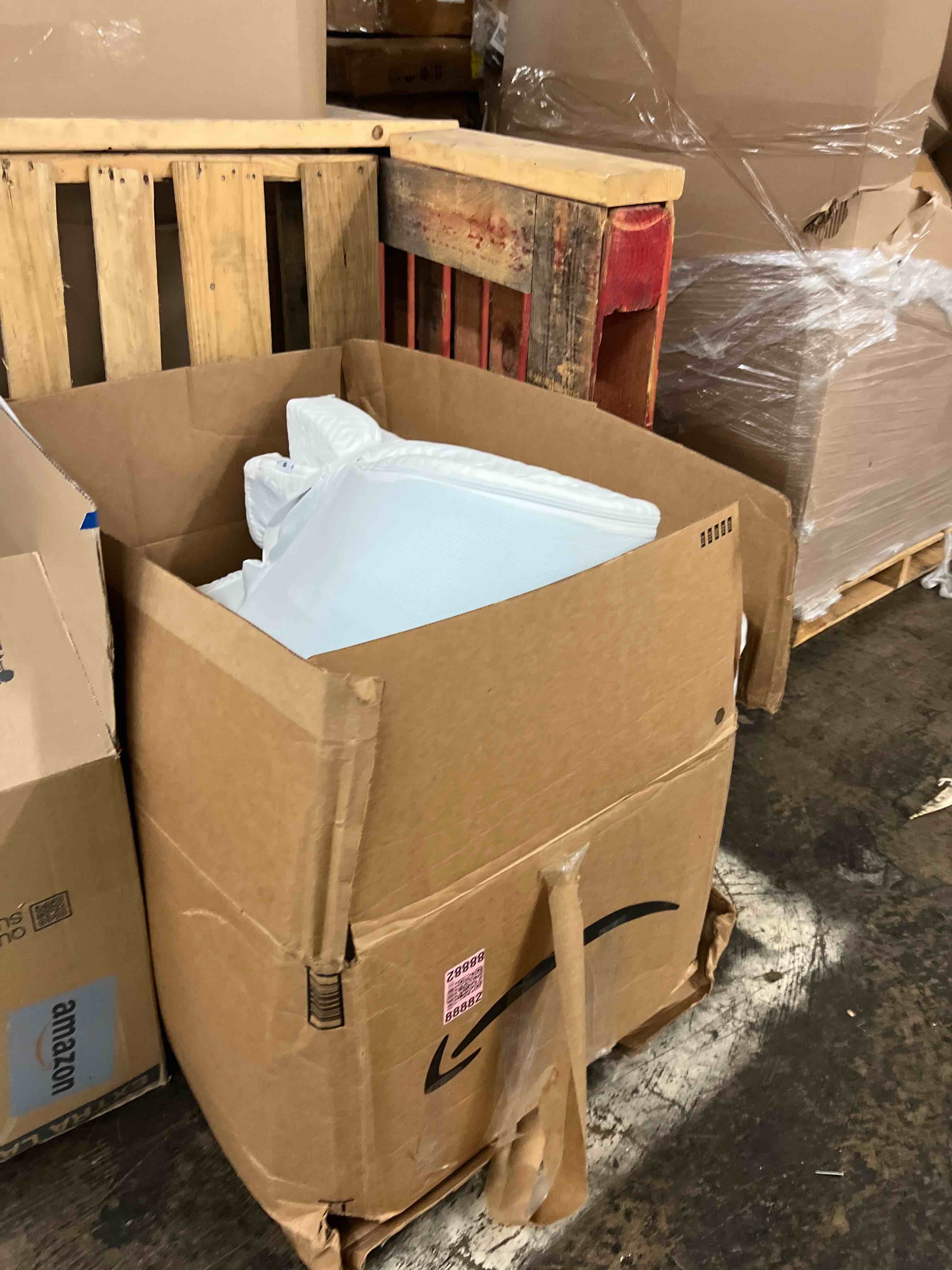 https://s3.amazonaws.com/lotting-images-prod/phillipi/BLU4410041_1753459186308.jpeg