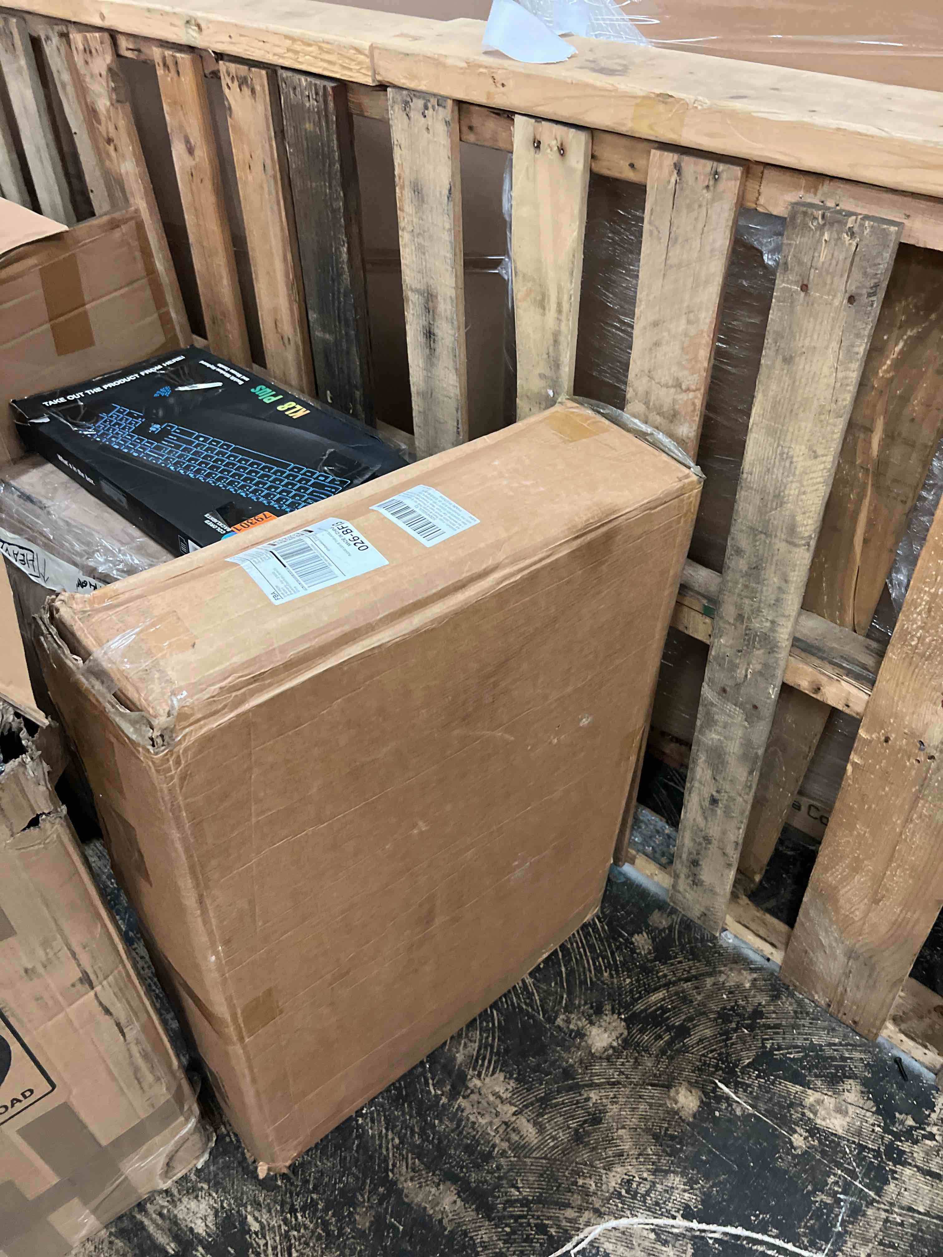 https://s3.amazonaws.com/lotting-images-prod/phillipi/BLU4410045_1753460762735.jpeg
