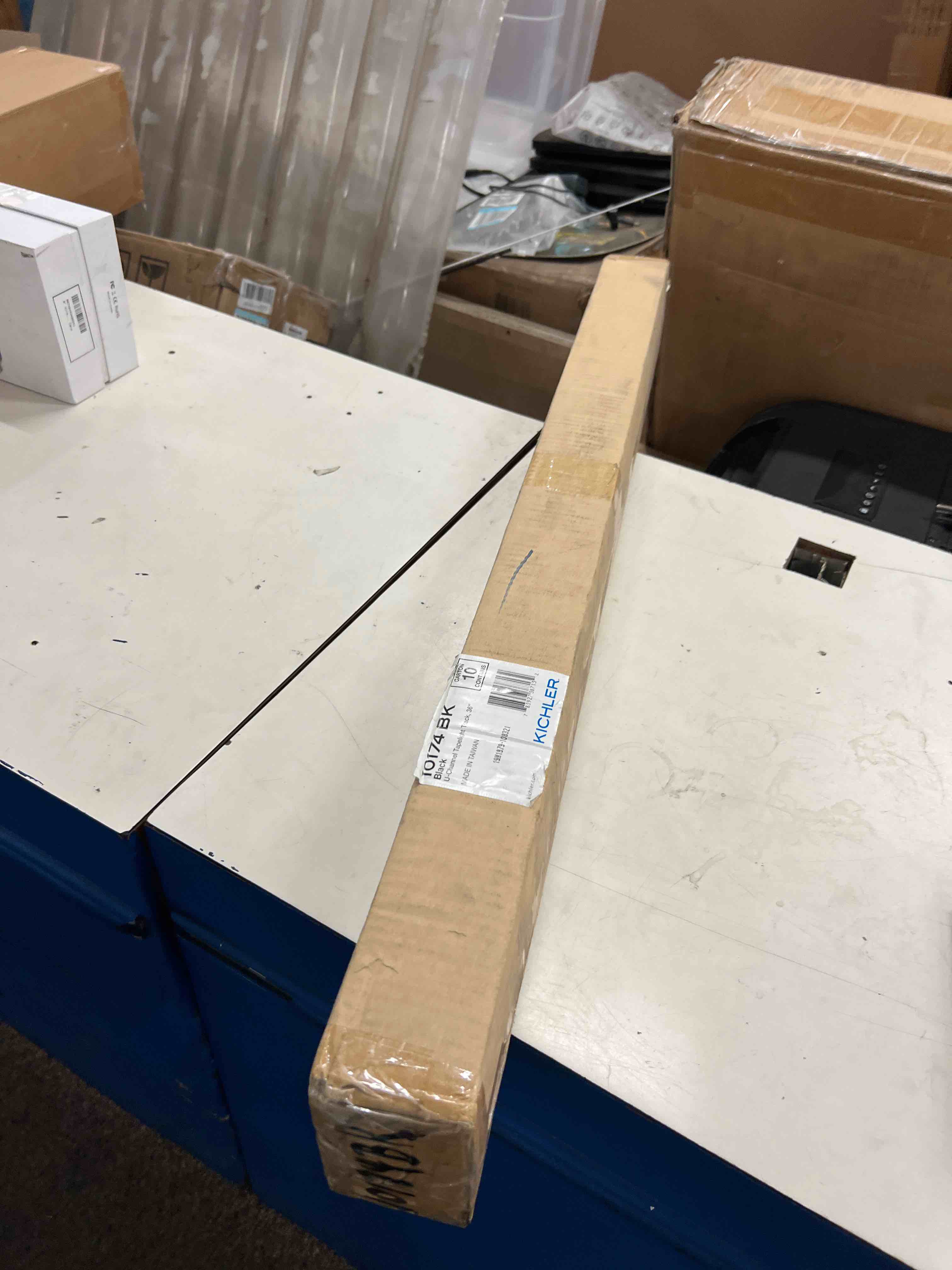 https://s3.amazonaws.com/lotting-images-prod/phillipi/BLU4410088_1753719318024.jpeg