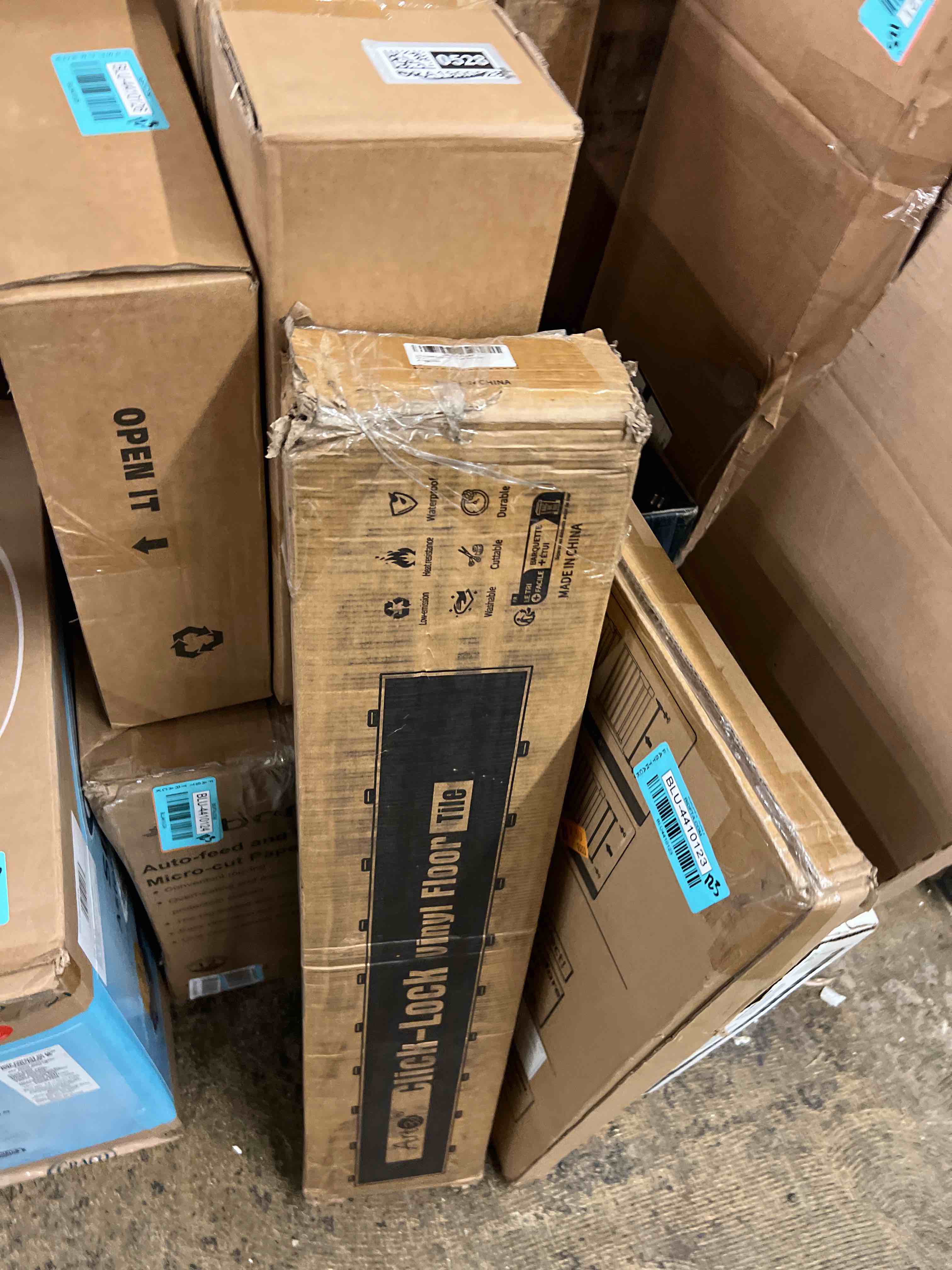 https://s3.amazonaws.com/lotting-images-prod/phillipi/BLU4410133_1753729222909.jpeg