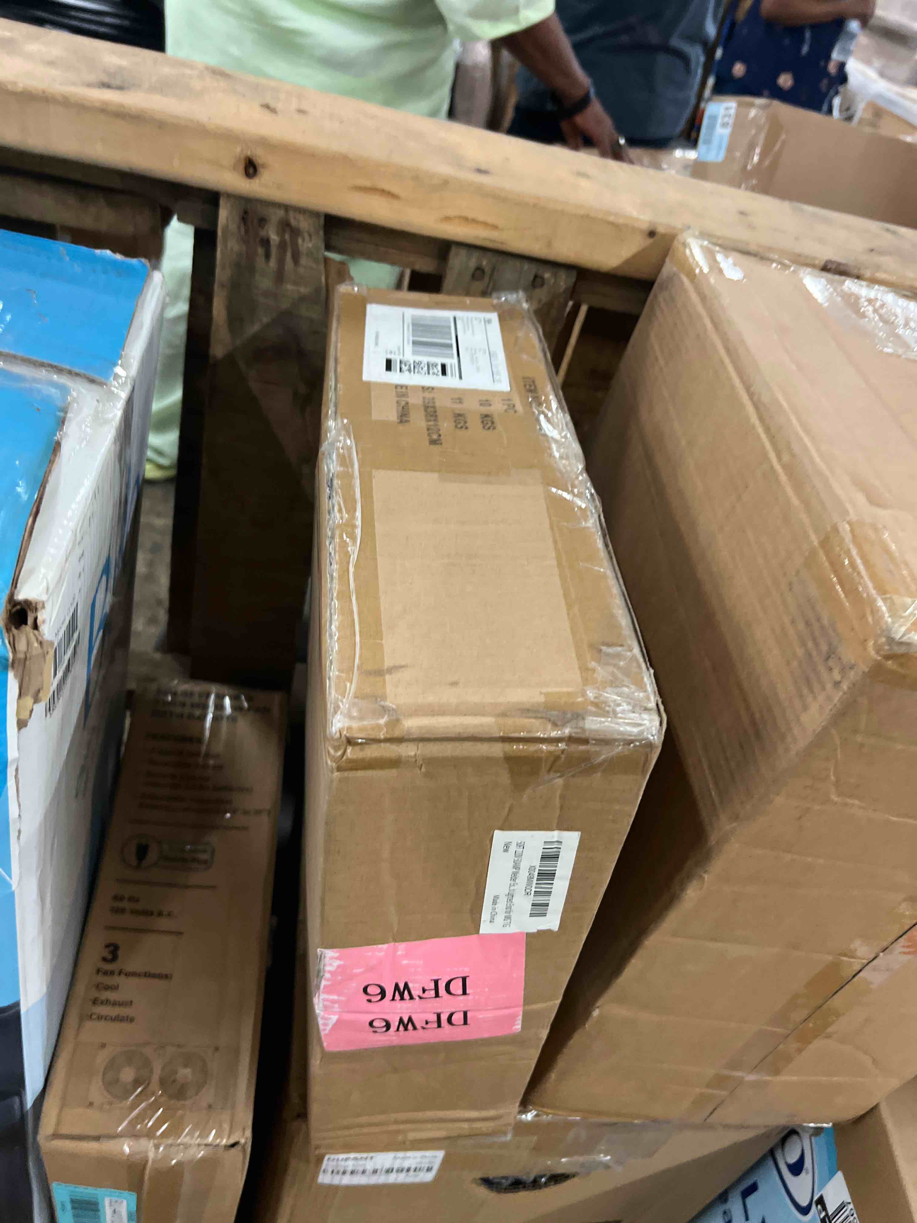 https://s3.amazonaws.com/lotting-images-prod/phillipi/BLU4410136_1753729296579.jpeg