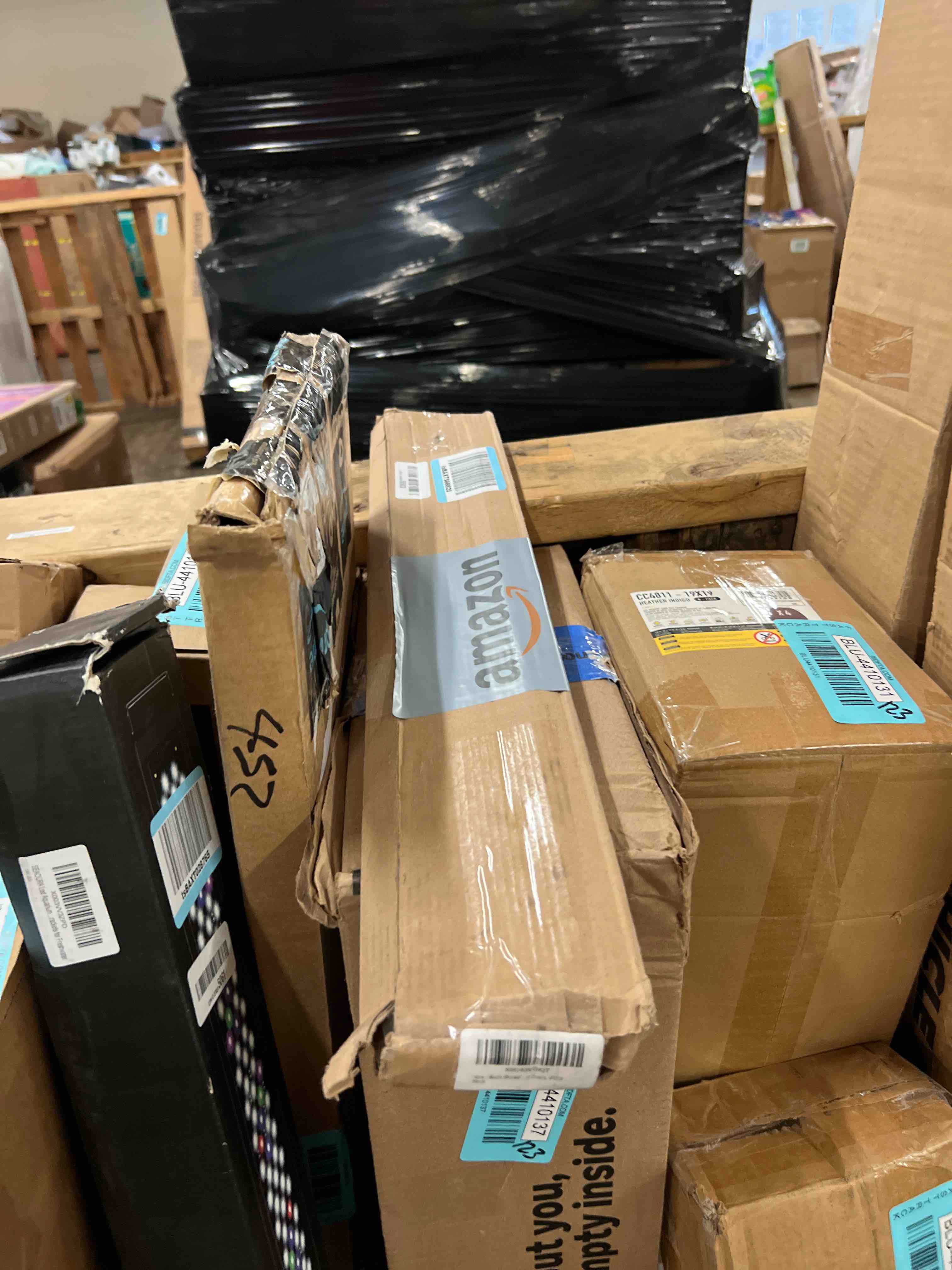 https://s3.amazonaws.com/lotting-images-prod/phillipi/BLU4410146_1753732891799.jpeg