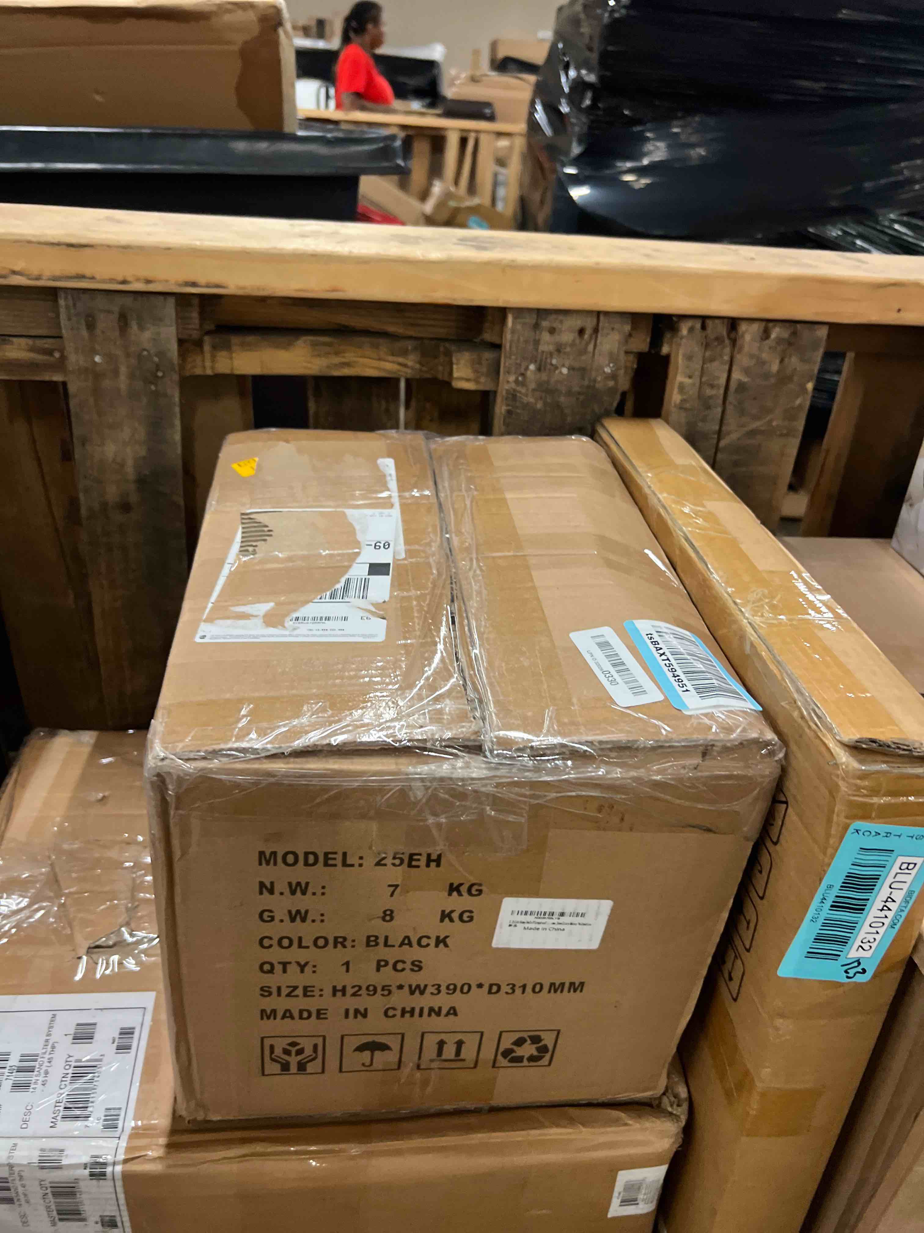 https://s3.amazonaws.com/lotting-images-prod/phillipi/BLU4410155_1753746151298.jpeg