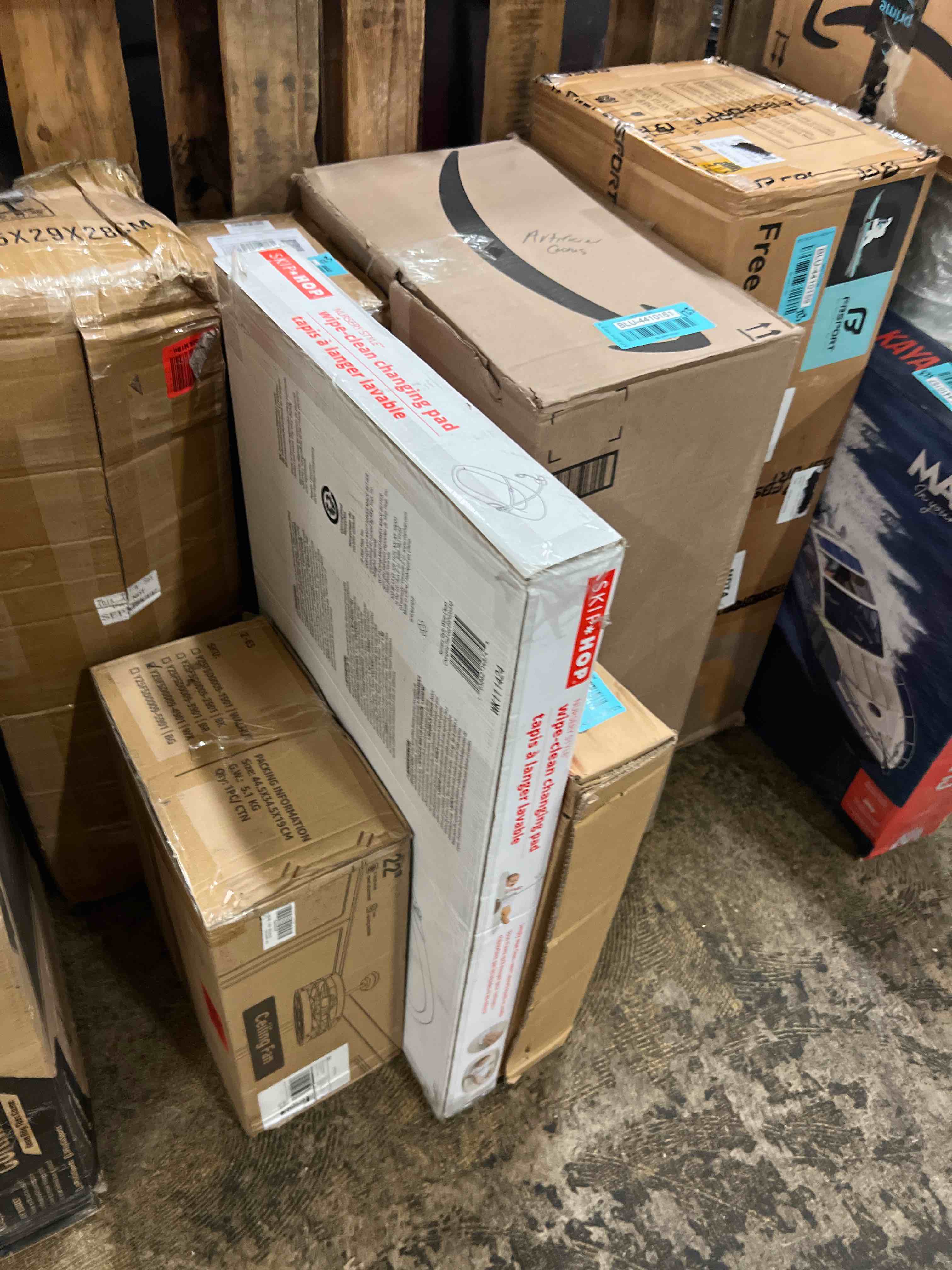 https://s3.amazonaws.com/lotting-images-prod/phillipi/BLU4410166_1753747262775.jpeg