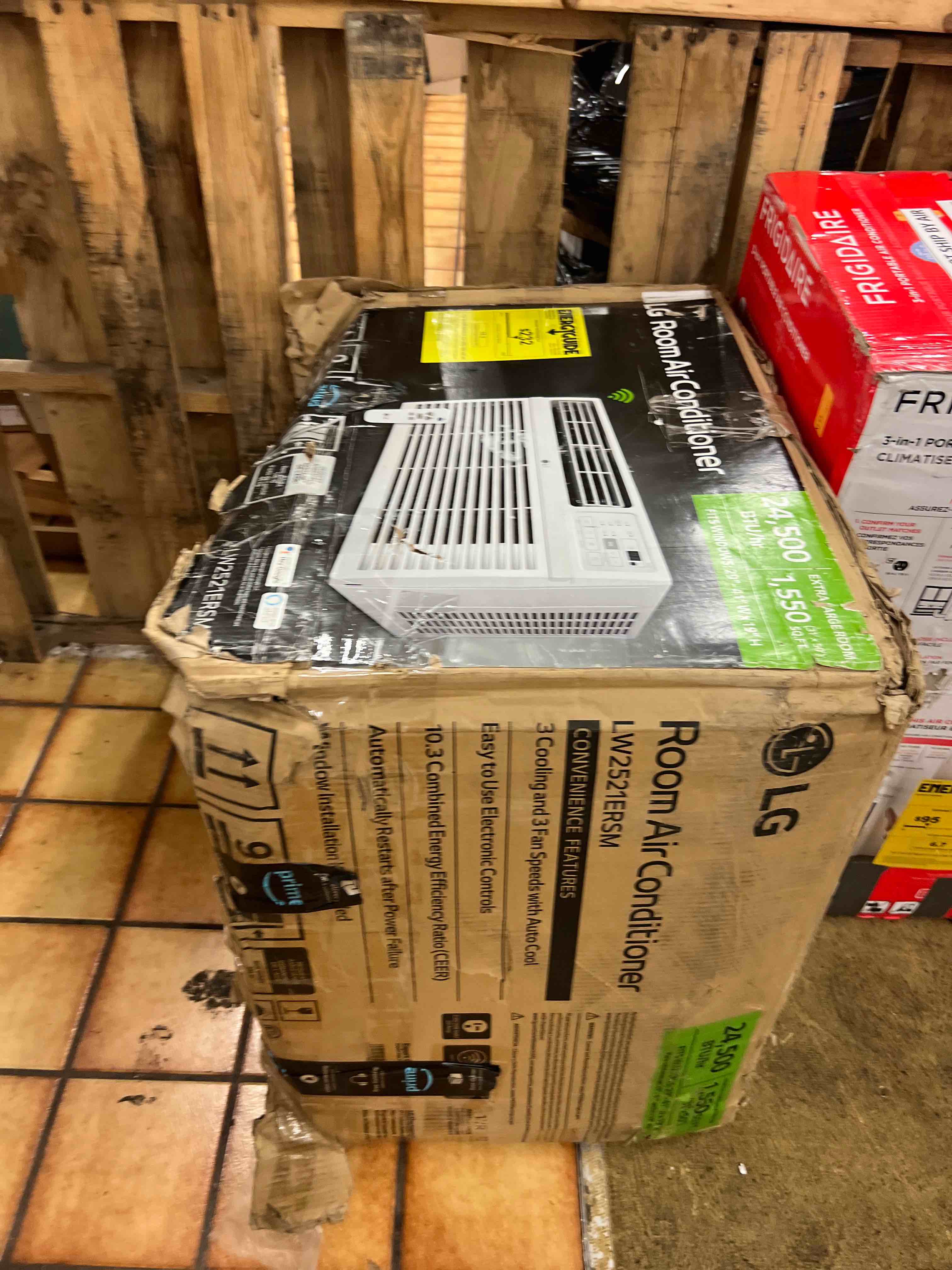 https://s3.amazonaws.com/lotting-images-prod/phillipi/BLU4410239_1753808137628.jpeg