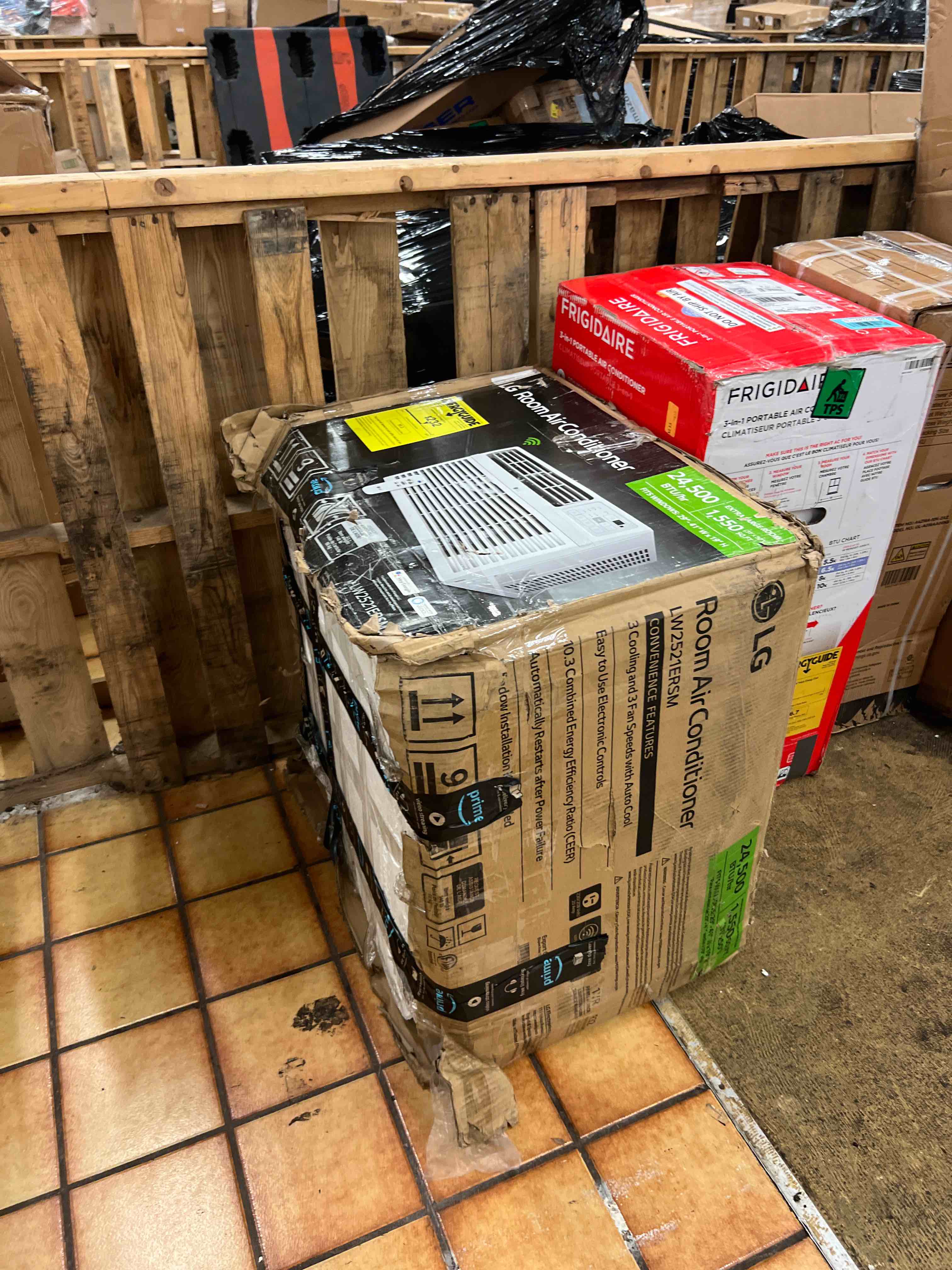 https://s3.amazonaws.com/lotting-images-prod/phillipi/BLU4410239_1753808139211.jpeg