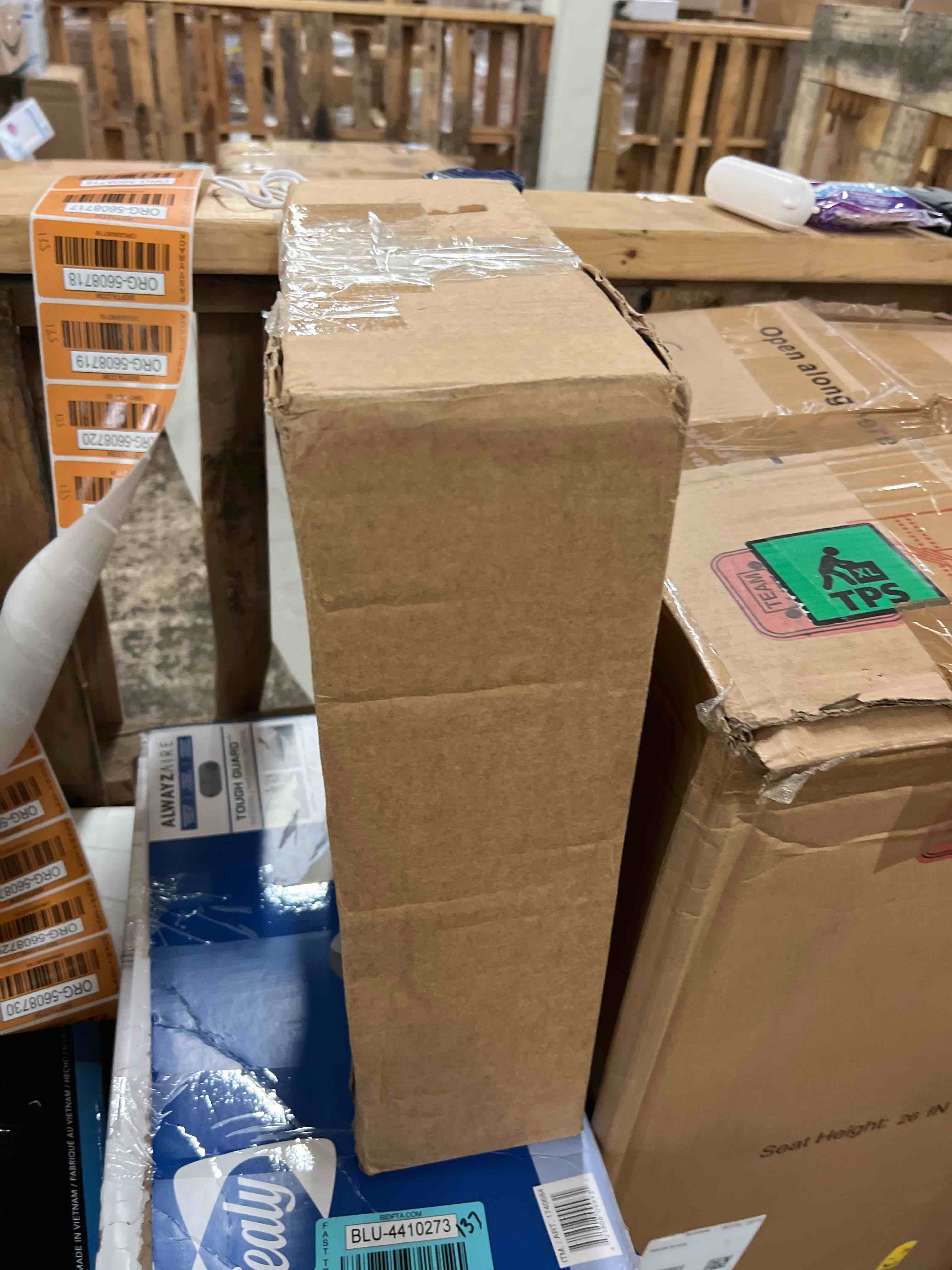 https://s3.amazonaws.com/lotting-images-prod/phillipi/BLU4410269_1753817378048.jpeg