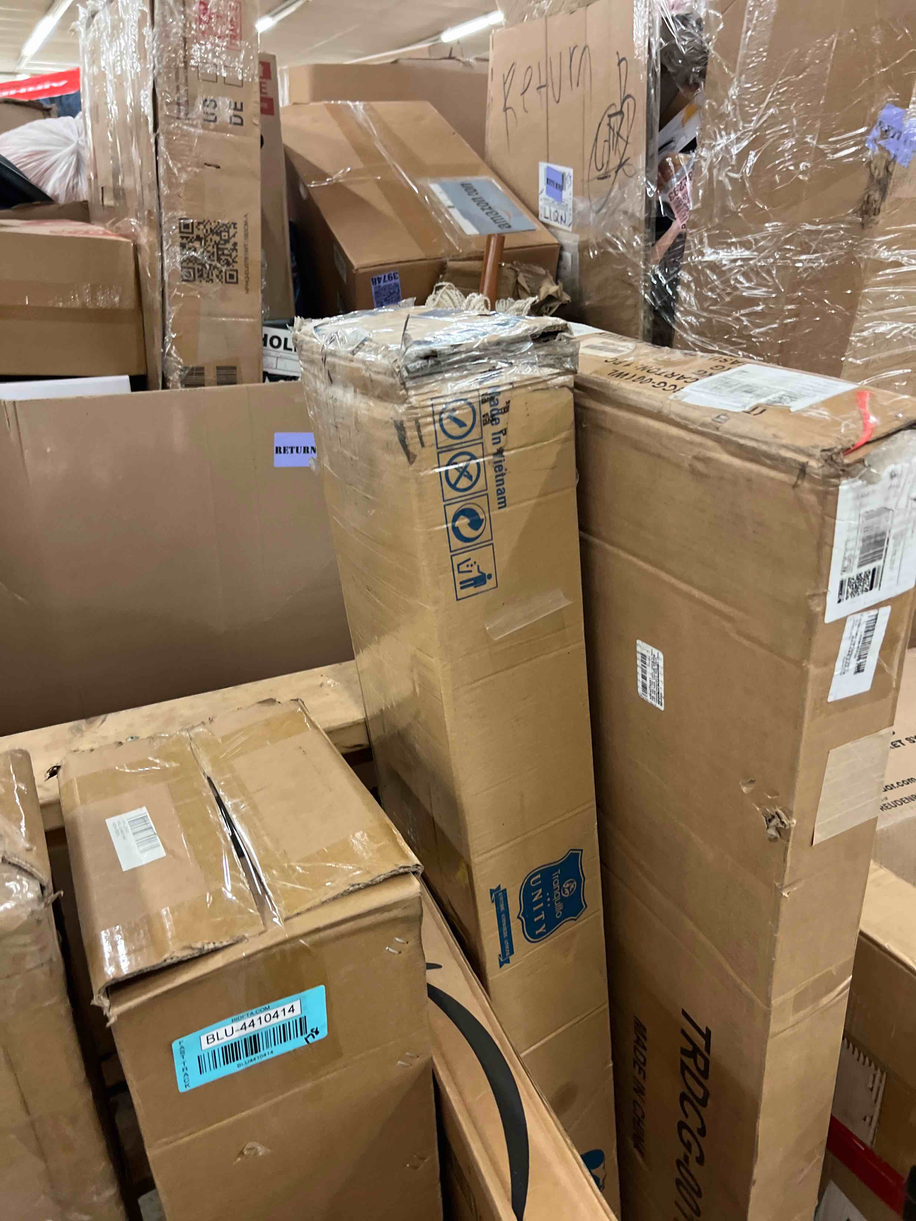https://s3.amazonaws.com/lotting-images-prod/phillipi/BLU4410428_1754494292155.jpeg