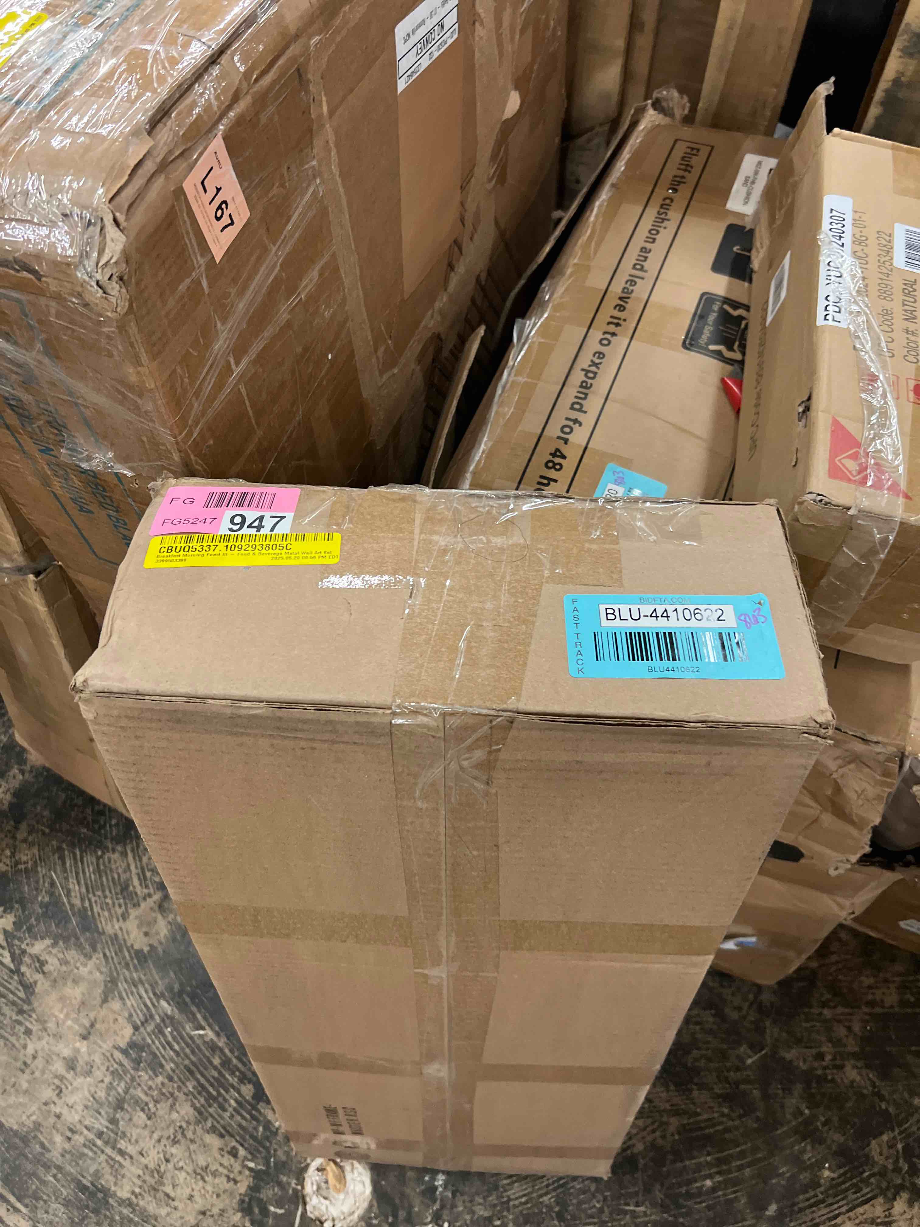 https://s3.amazonaws.com/lotting-images-prod/phillipi/BLU4410622_1749823426799.jpeg