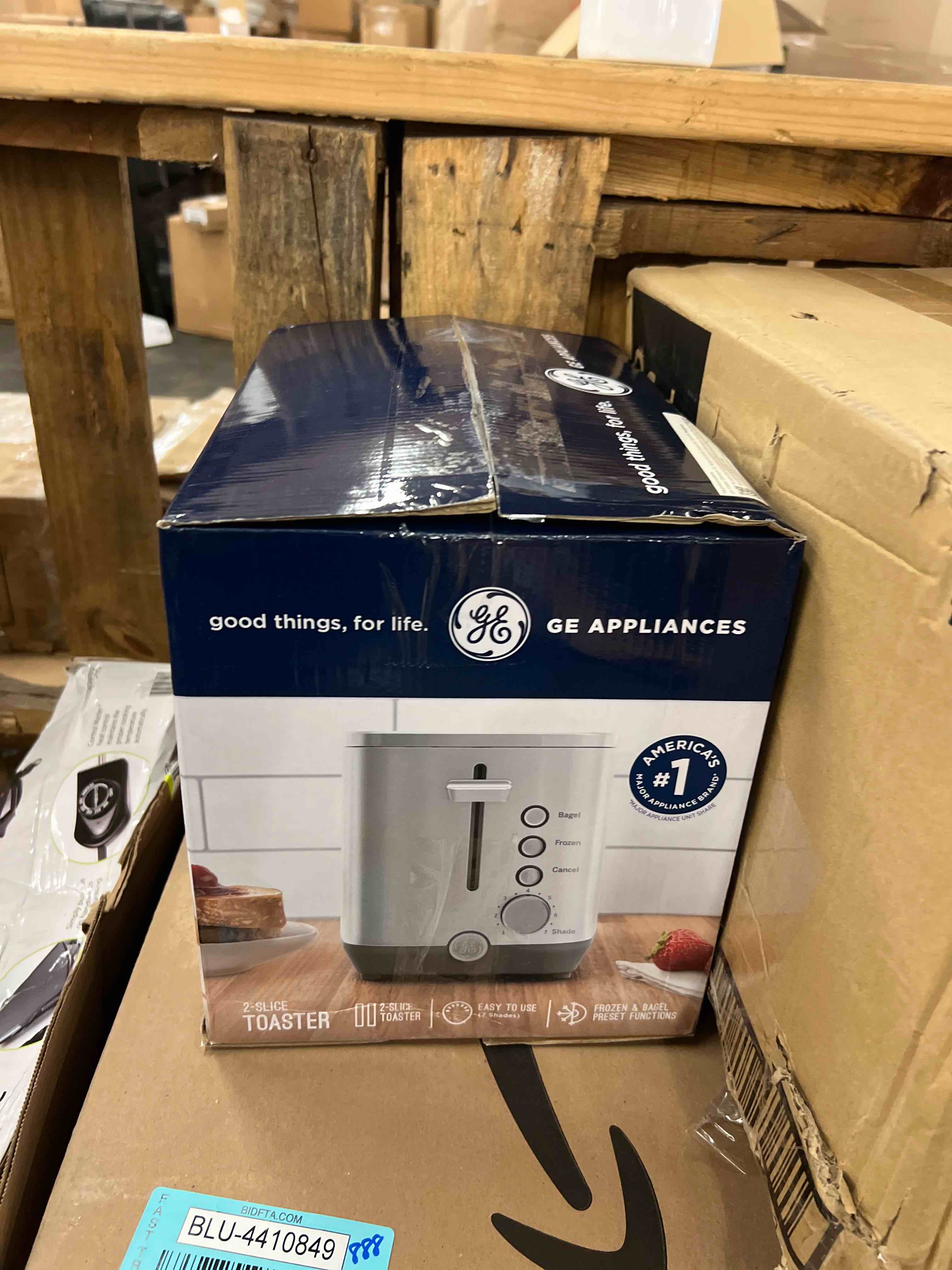 https://s3.amazonaws.com/lotting-images-prod/phillipi/BLU4410861_1750254454649.jpeg