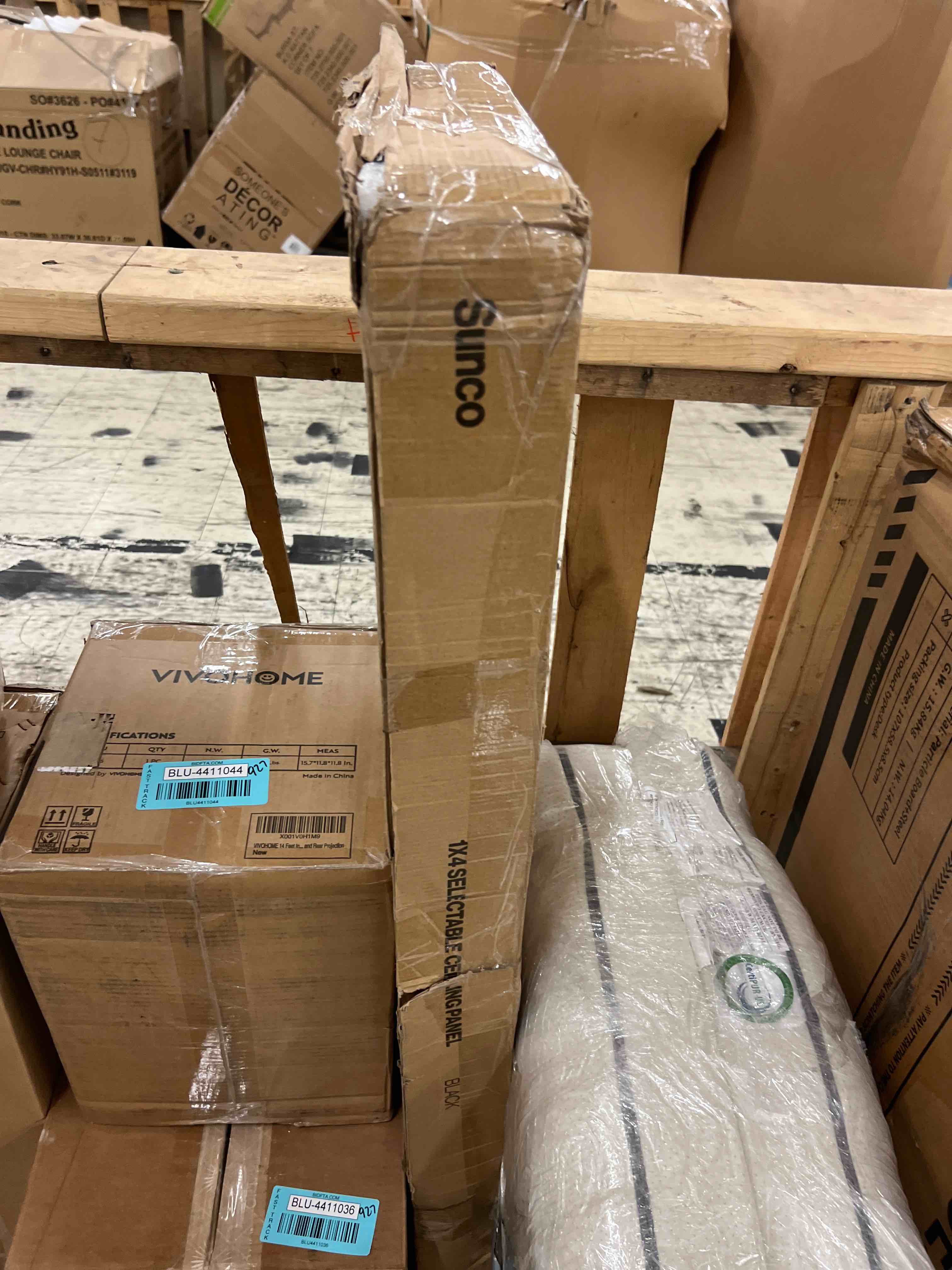 https://s3.amazonaws.com/lotting-images-prod/phillipi/BLU4411045_1750776008362.jpeg