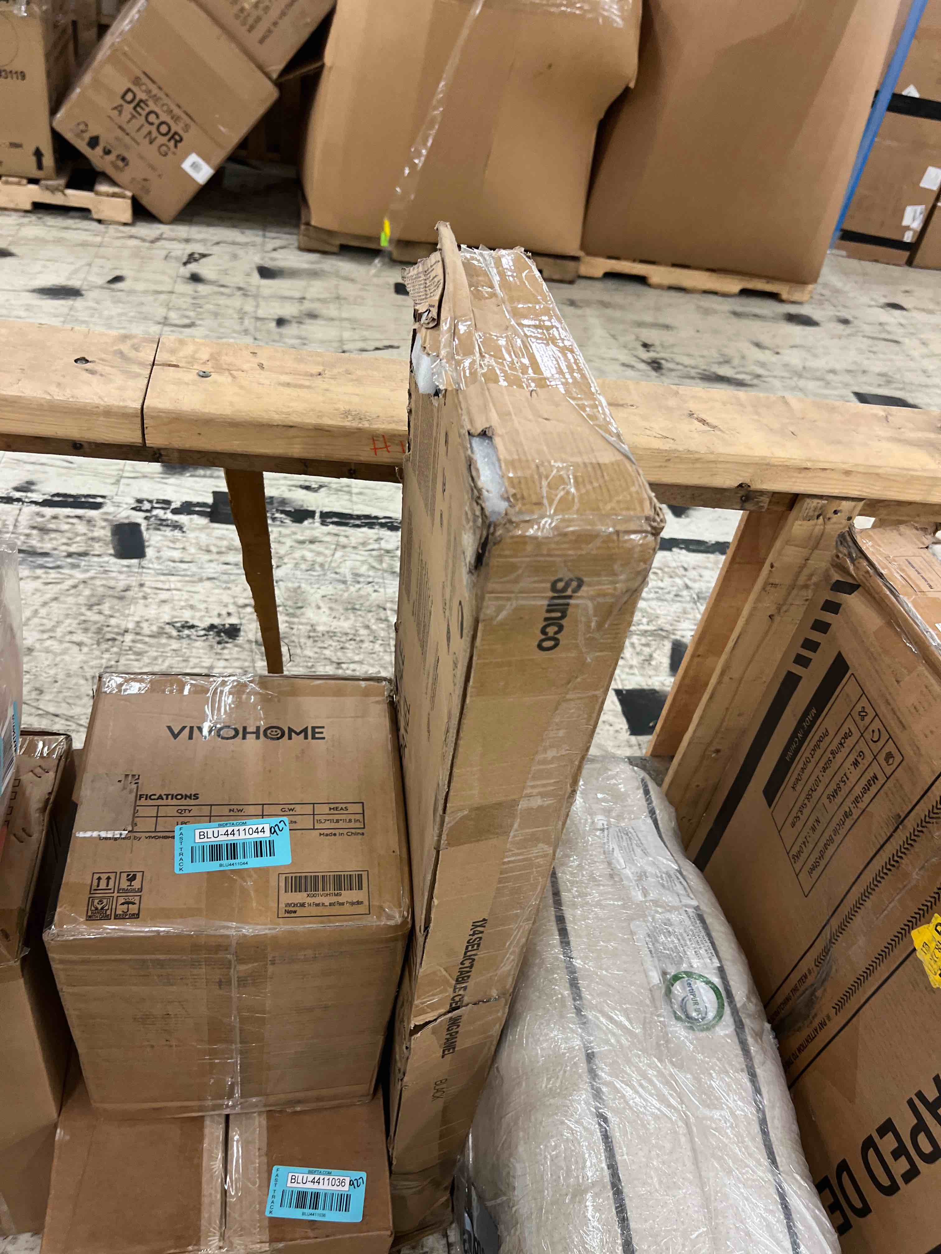 https://s3.amazonaws.com/lotting-images-prod/phillipi/BLU4411045_1750776009920.jpeg